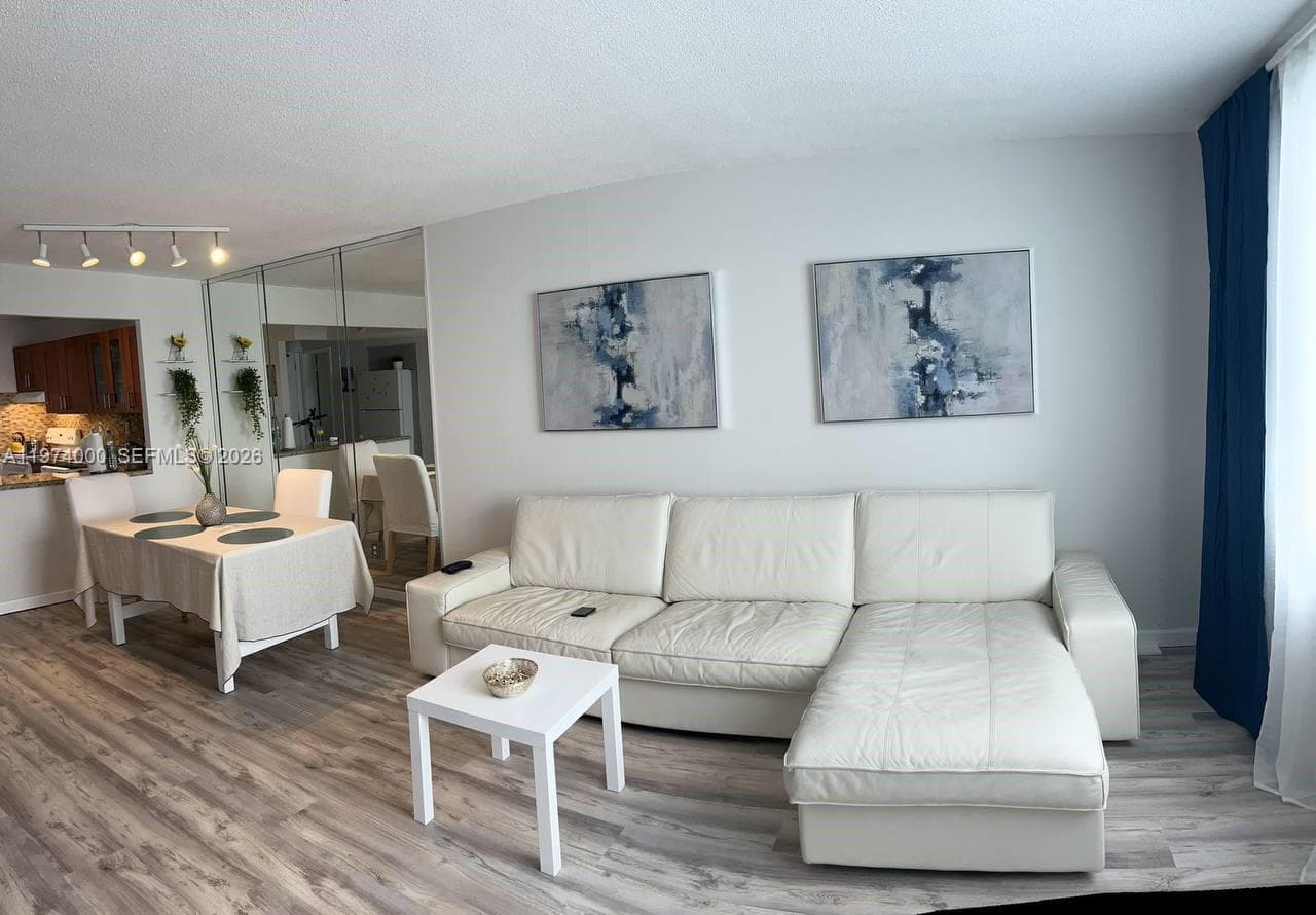1150 NE 191st St # 34, Miami, FL 33179 photo 6