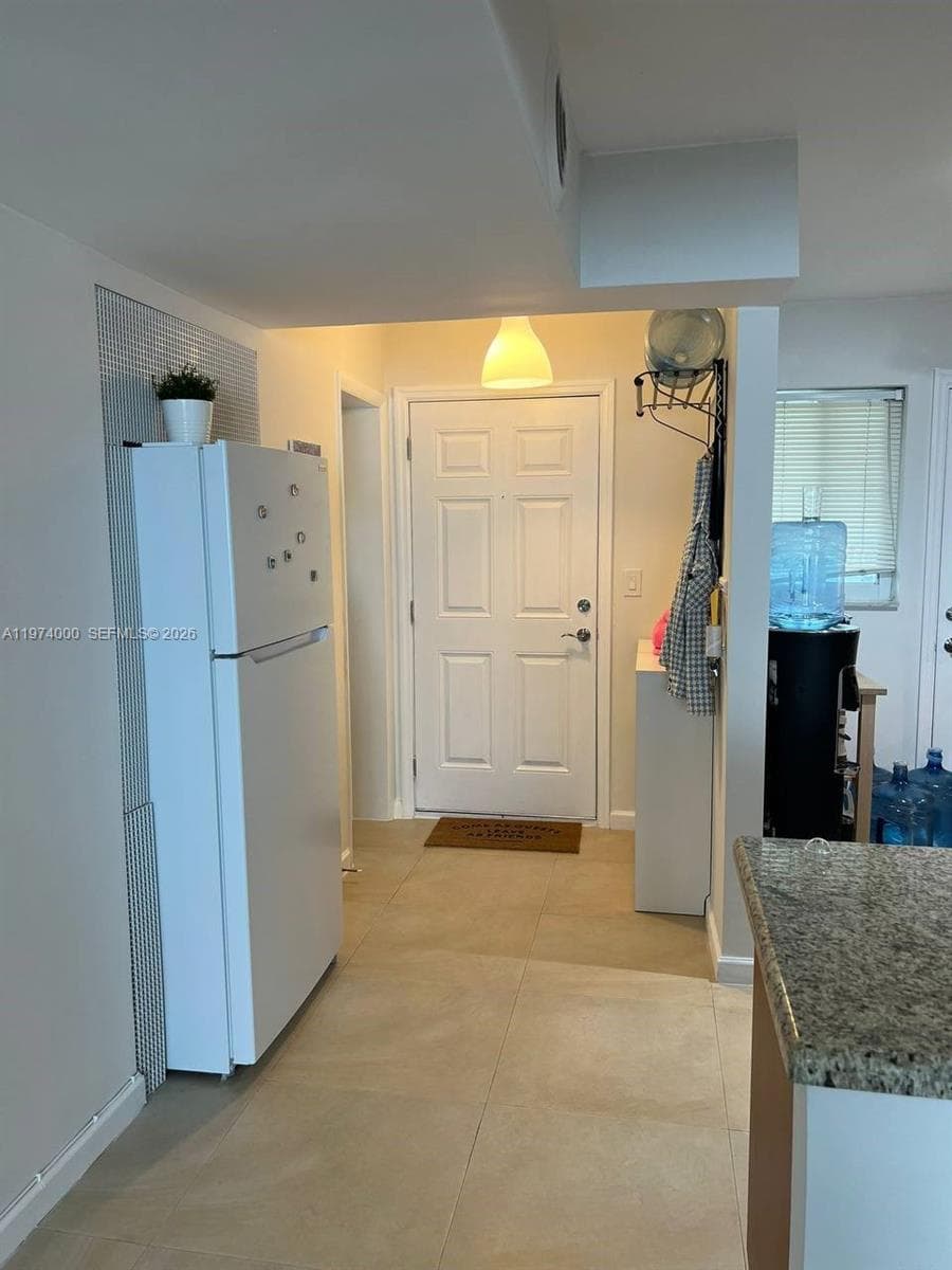 1150 NE 191st St # 34, Miami, FL 33179 photo 9