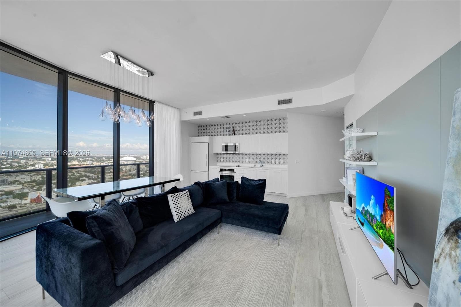 55 SW 9th St # 4406, Miami, FL 33130 photo 7