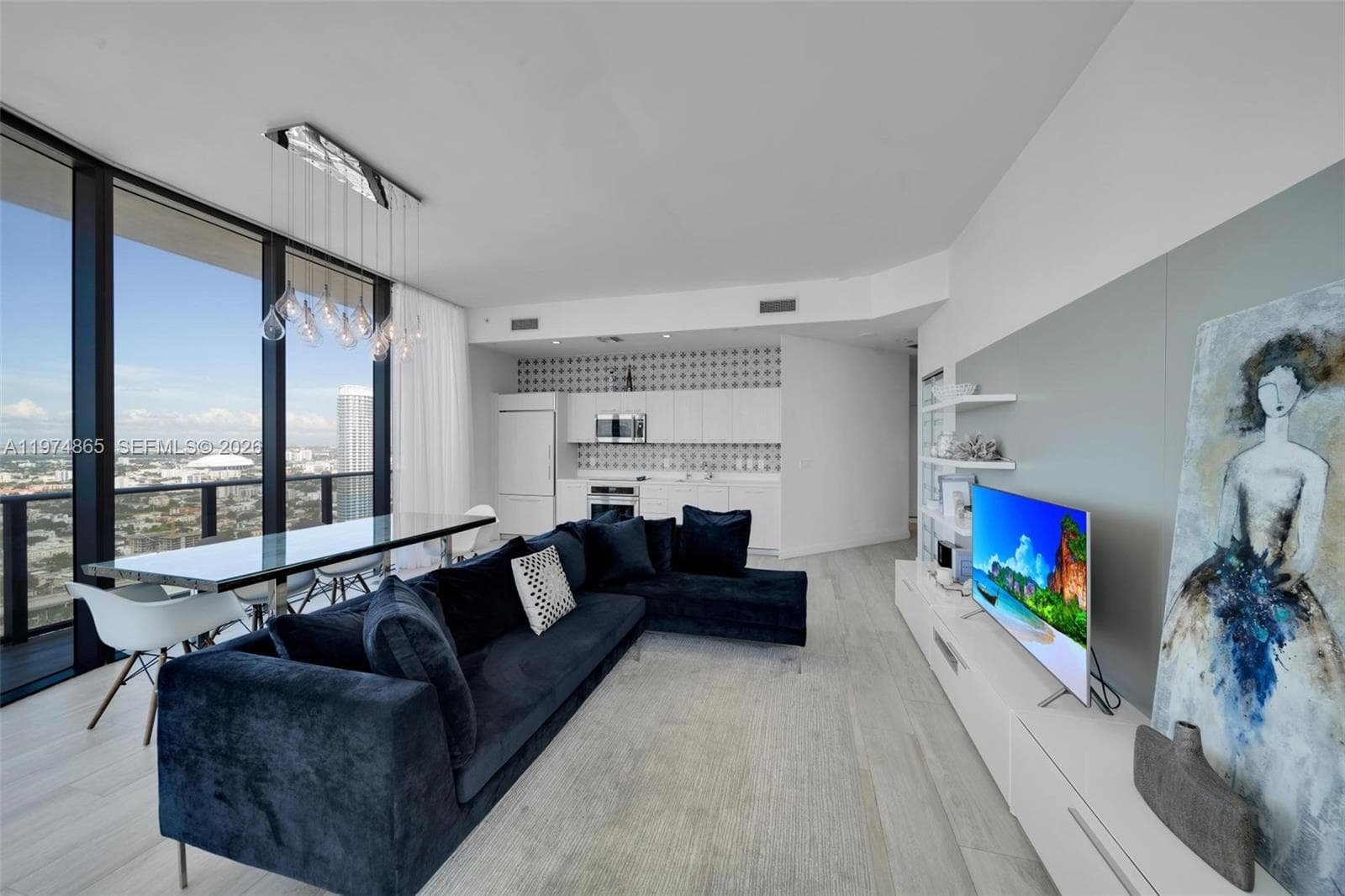 55 SW 9th St # 4406, Miami, FL 33130 photo 8