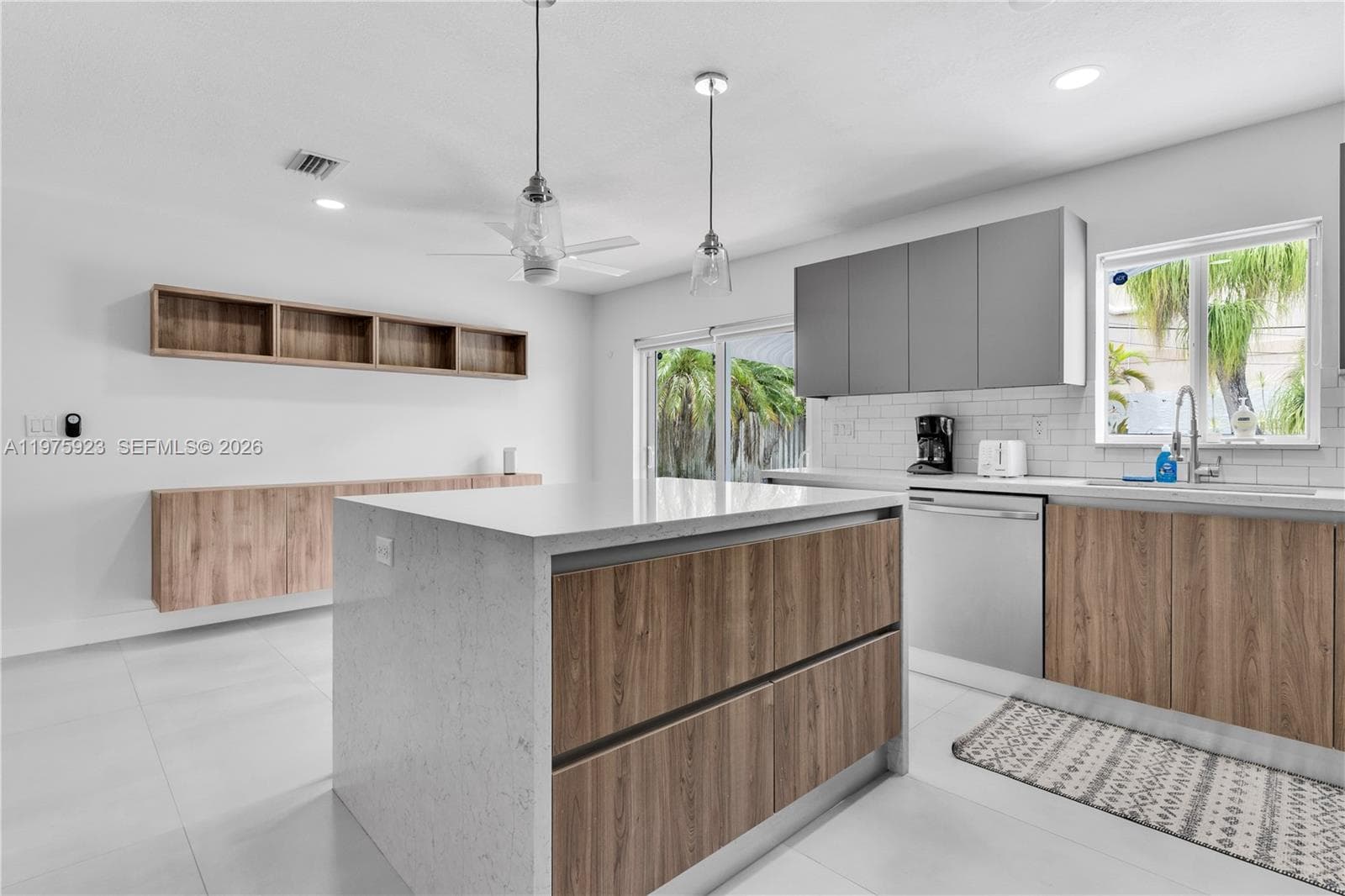 617 NW 30th Ct, Wilton Manors, FL 33311 photo 8