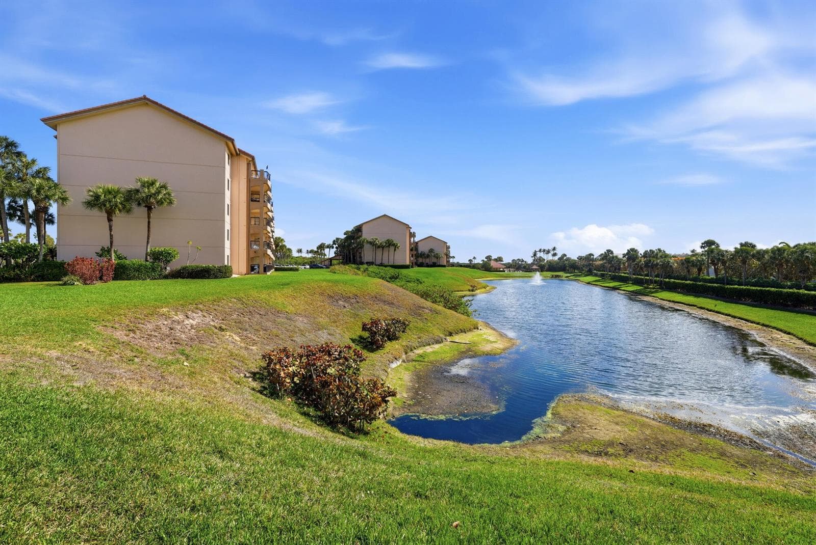 401 Ocean Bluffs Boulevard # 104, Jupiter, FL 33477 photo 11