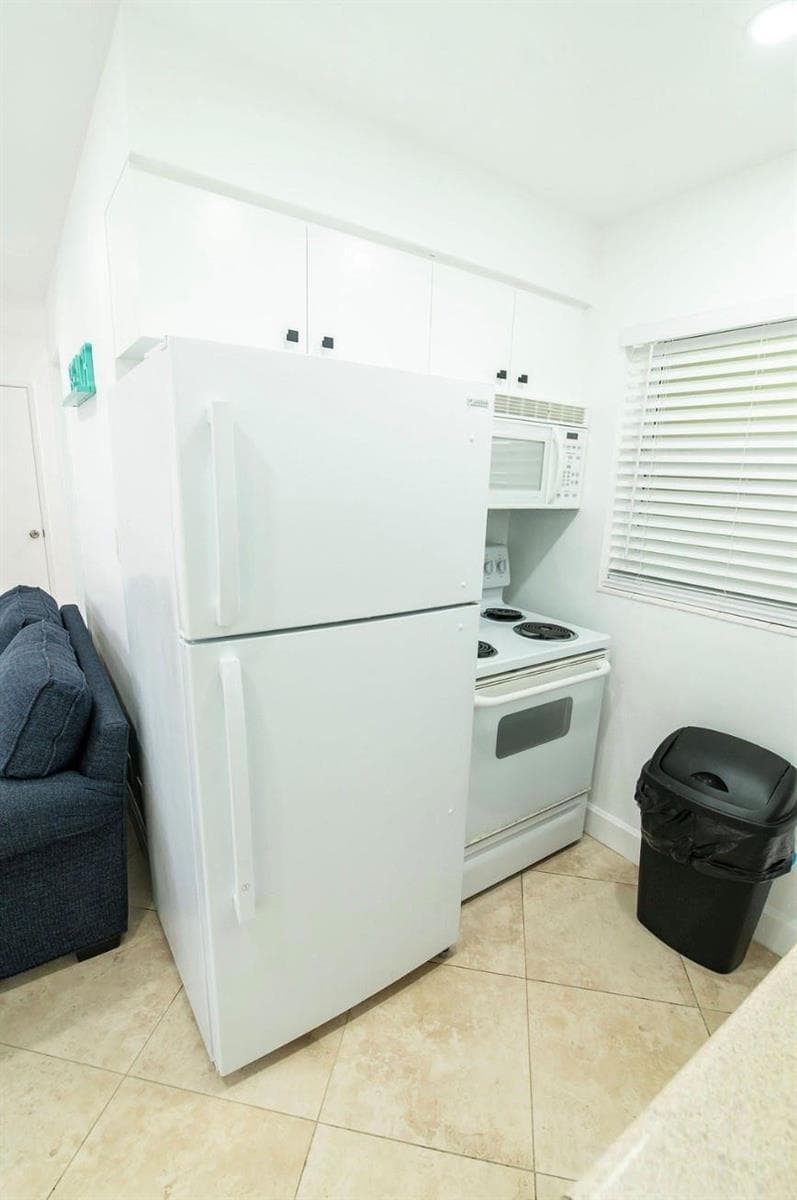 3230 NE 13th Street # 203, Pompano Beach, FL 33062 photo 11