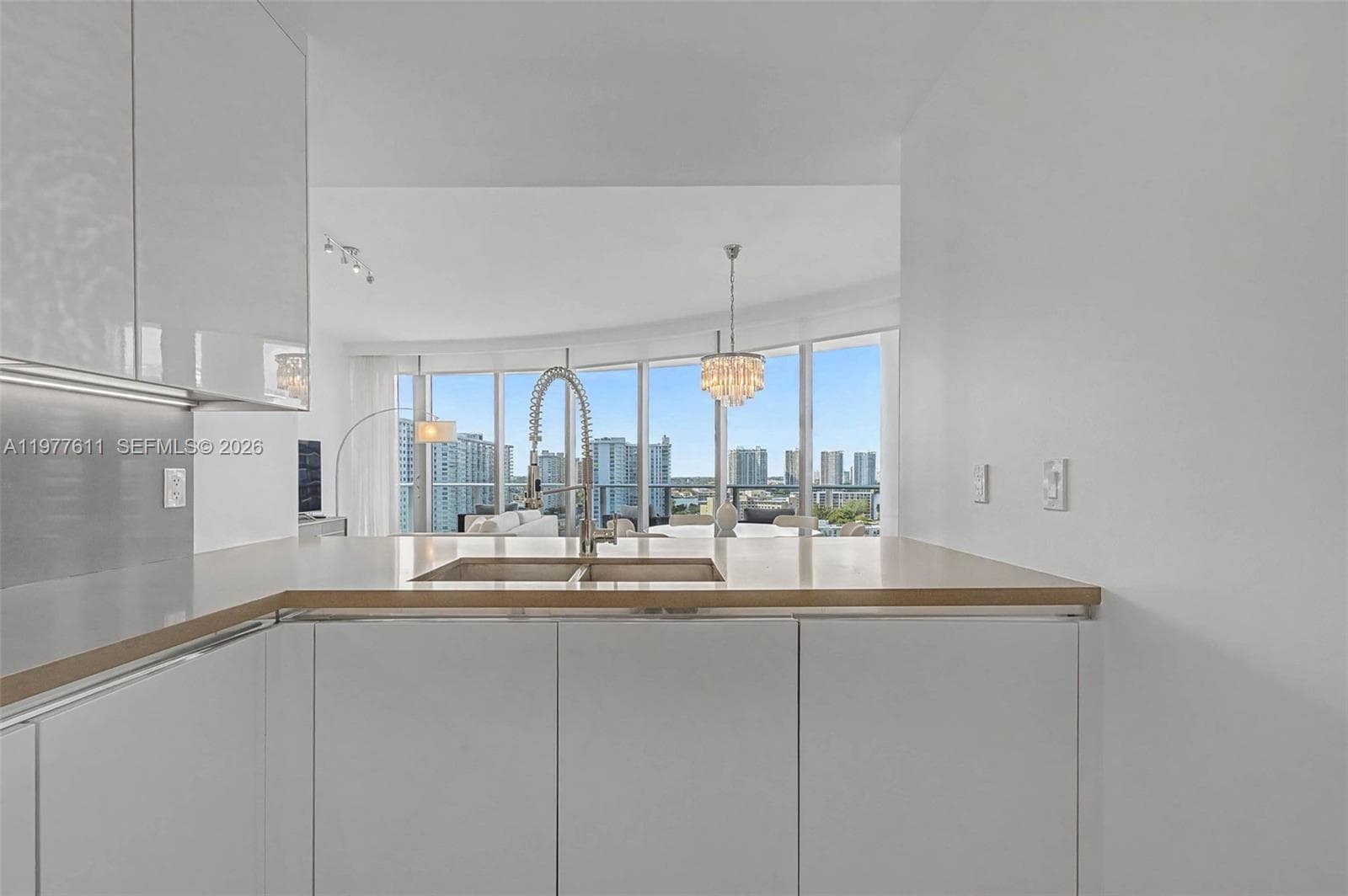 17475 Collins Ave # 904, Miami Beach, FL 33160 photo 9