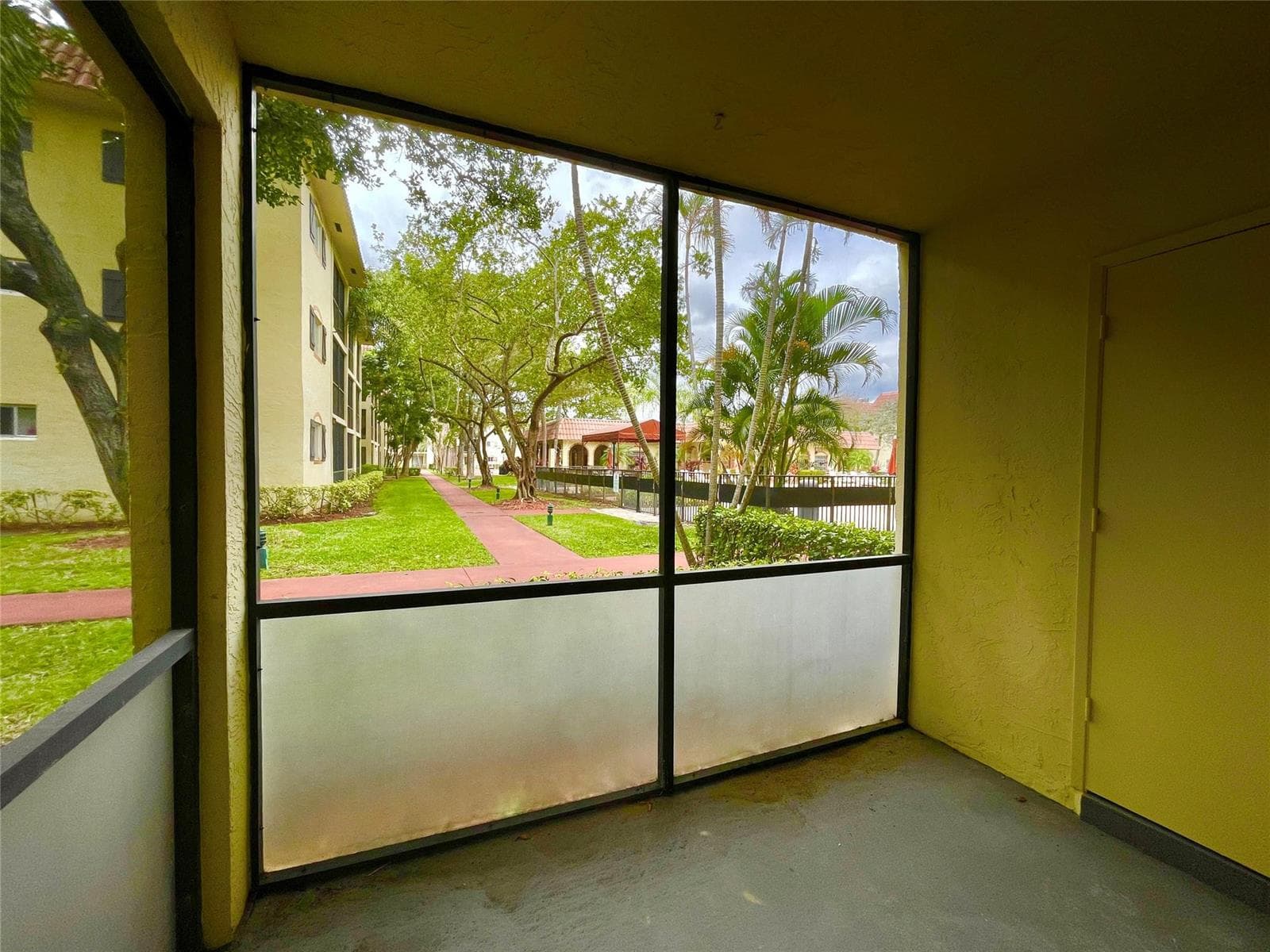 257 S Cypress Road # 414, Pompano Beach, FL 33060 photo 11