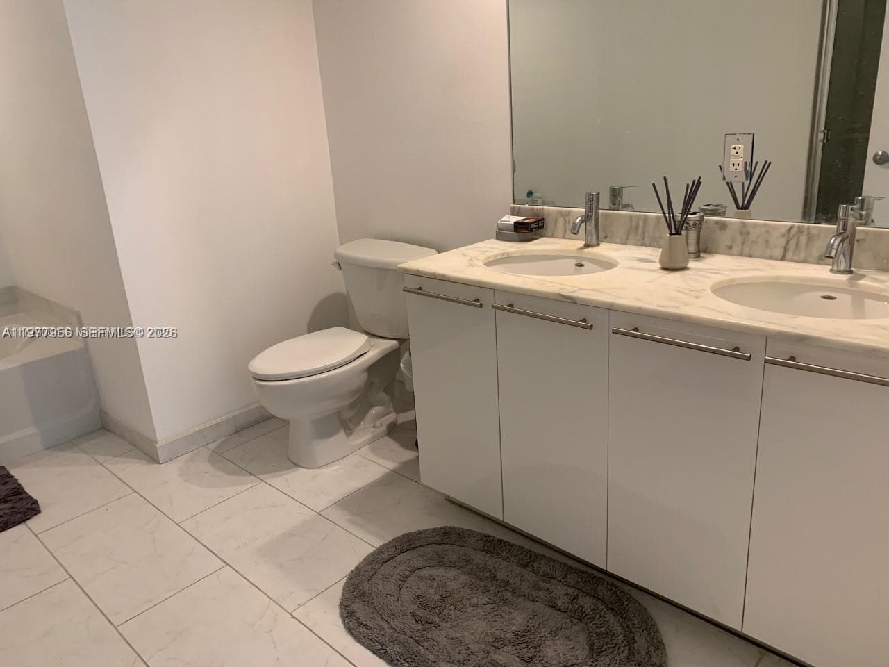 950 Brickell Bay Dr # 1107, Miami, FL 33131 photo 13