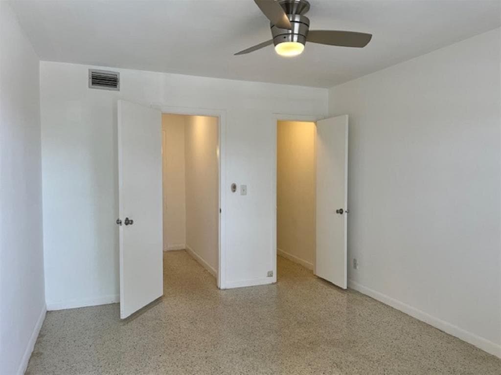 270 NE 40th Street # 26, Oakland Park, FL 33334 photo 8