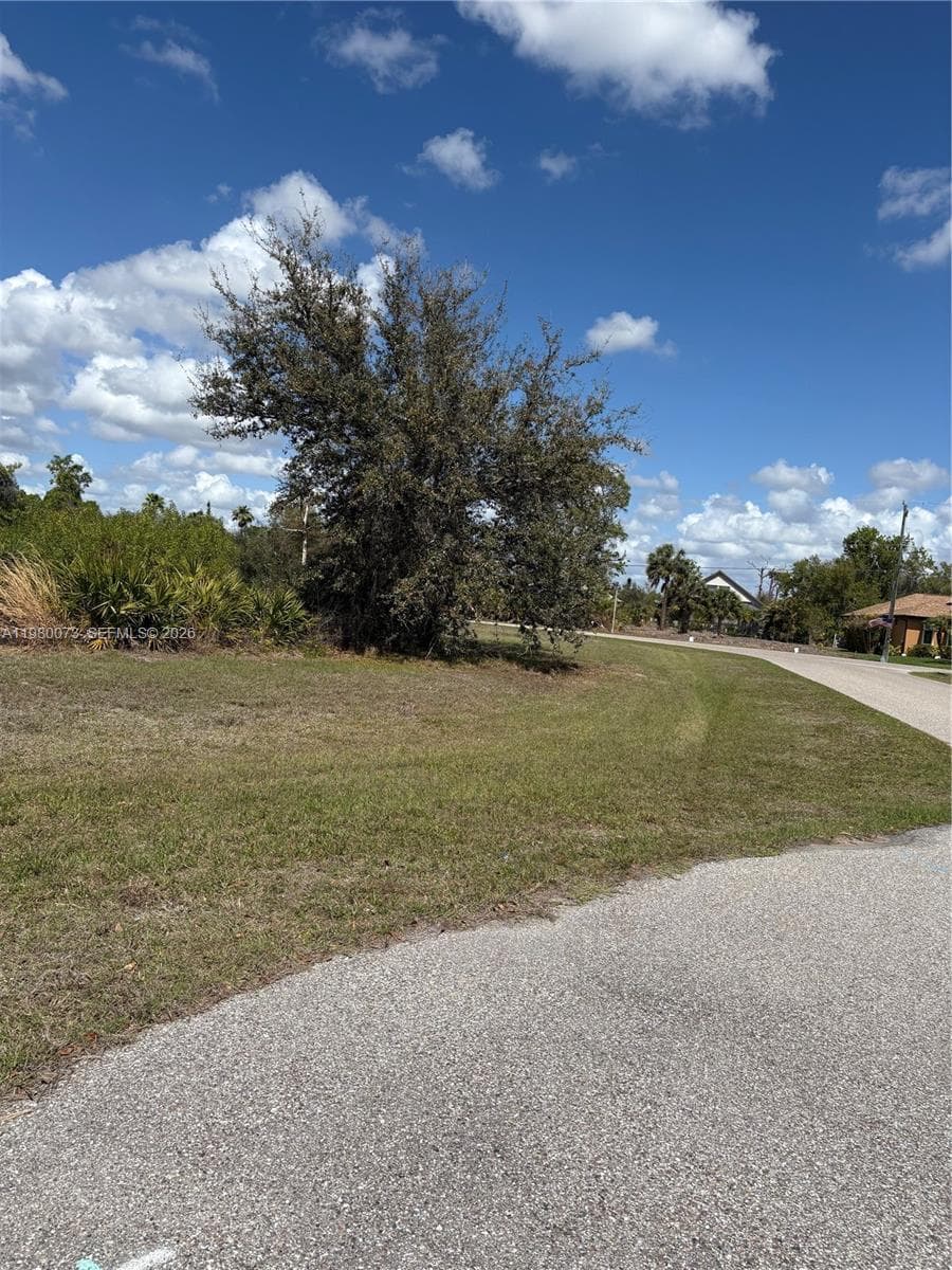 196 LINDA LEE DR., Port Charlotte, FL 33947 photo 6