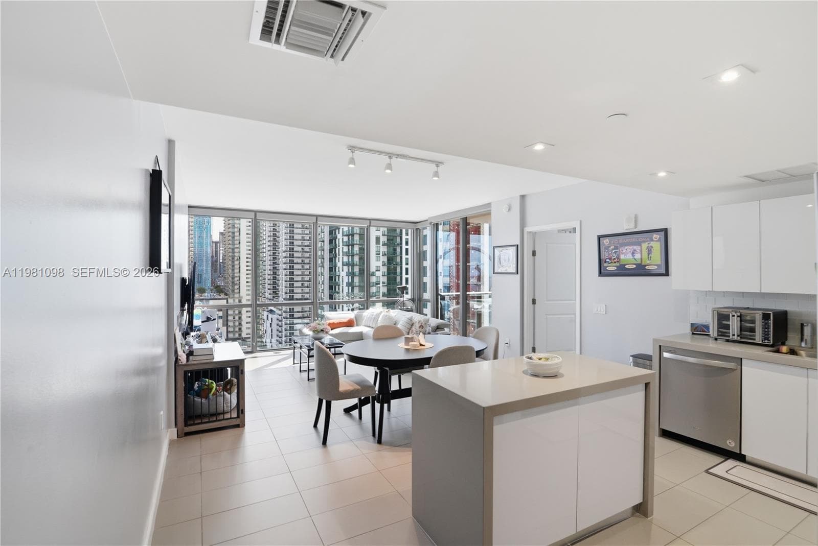 1600 NE 1st Ave # 1610, Miami, FL 33132 photo 7