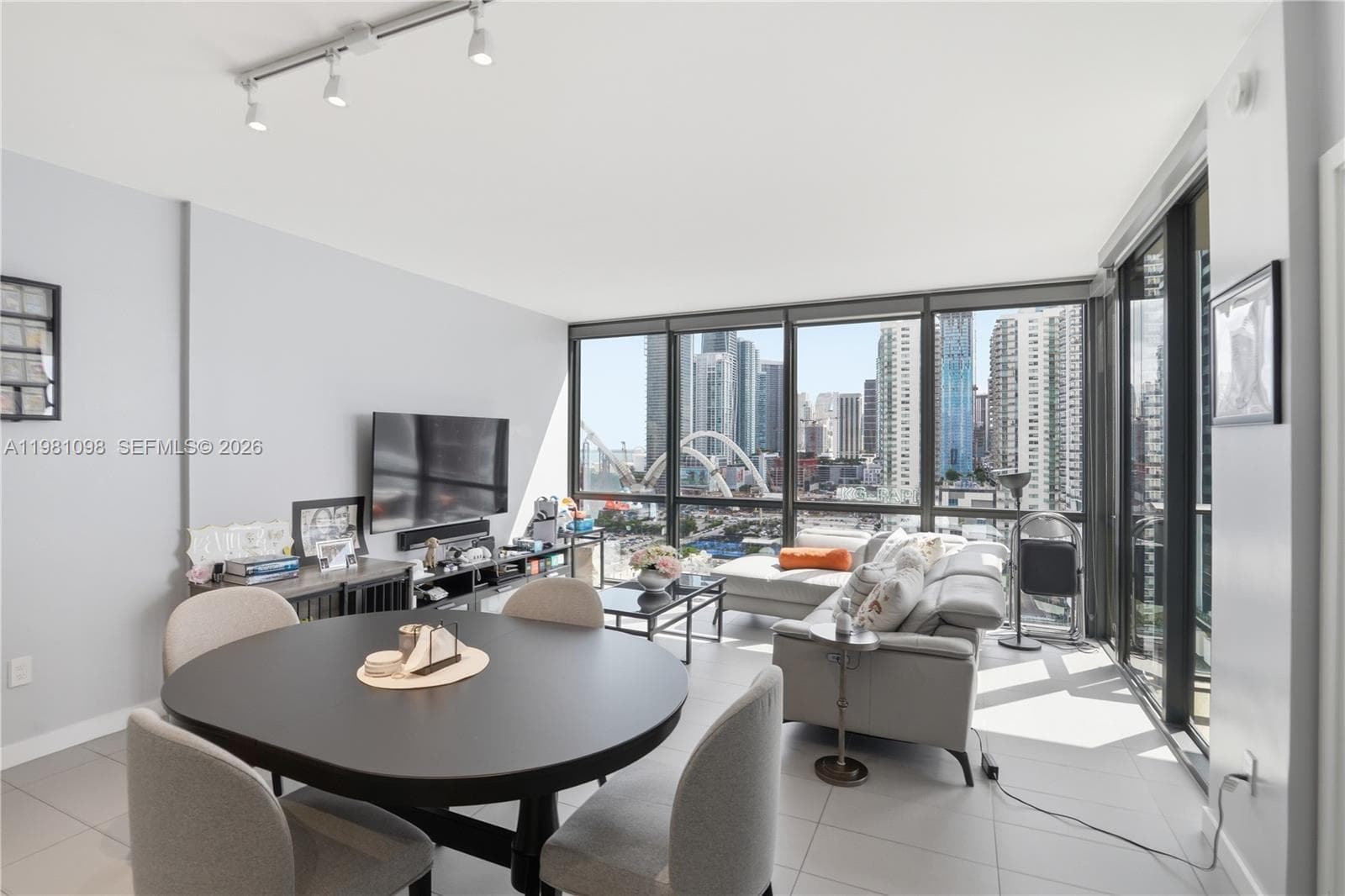 1600 NE 1st Ave # 1610, Miami, FL 33132 photo 11