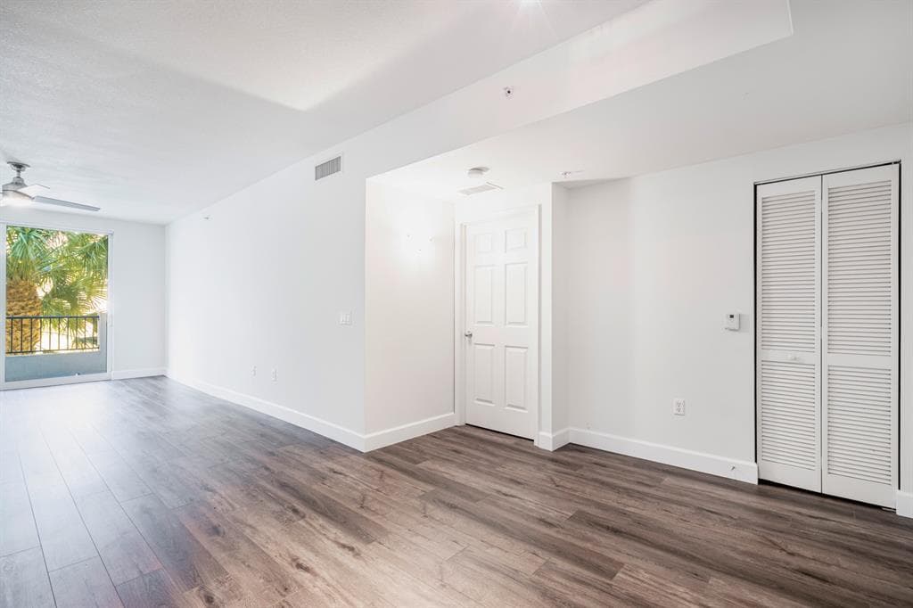 2421 NE 65th Street # 309, Fort Lauderdale, FL 33308 photo 9