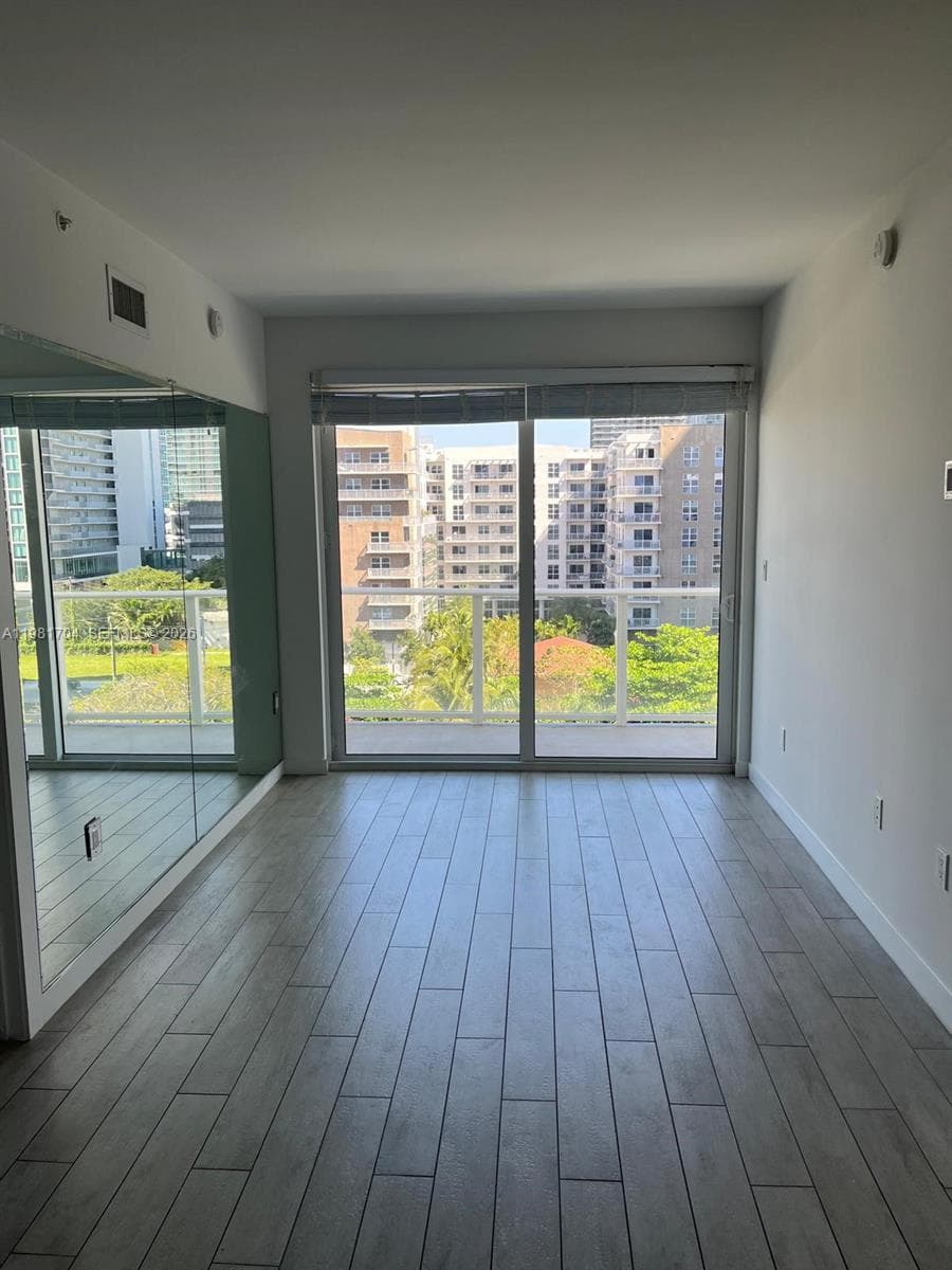 321 NE 26th St # 717, Miami, FL 33137 photo 6
