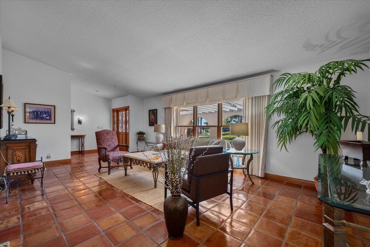 103 Olympus Circle, Jupiter, FL 33477 photo 12