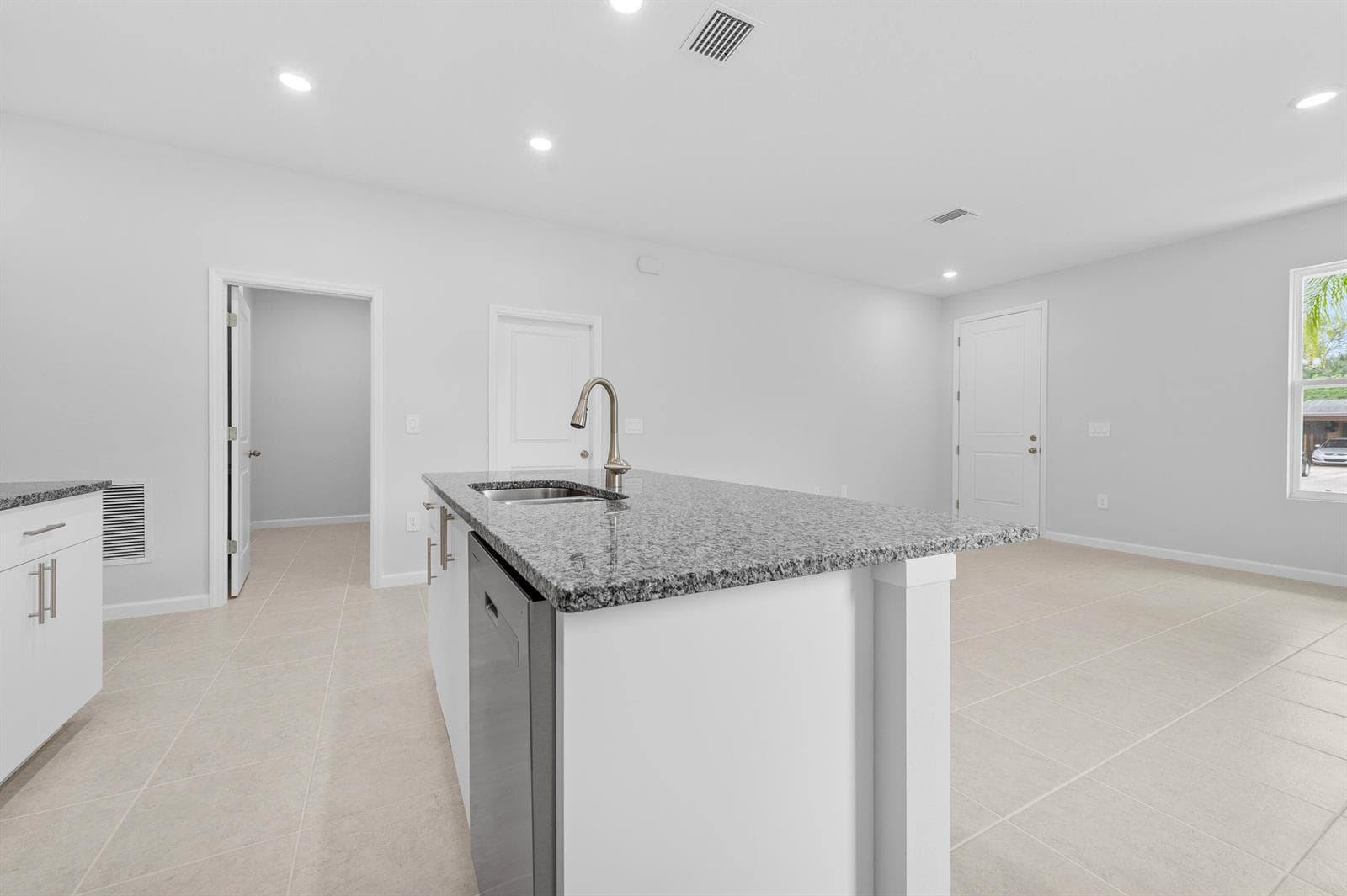3344 N Park Drive, Fort Pierce, FL 34982 photo 6