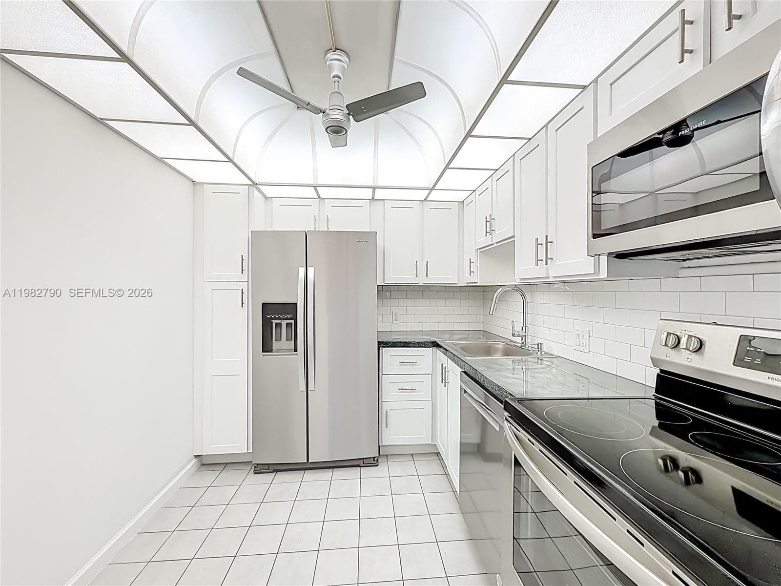 20301 W Country Club Dr # 2428, Aventura, FL 33180 photo 11