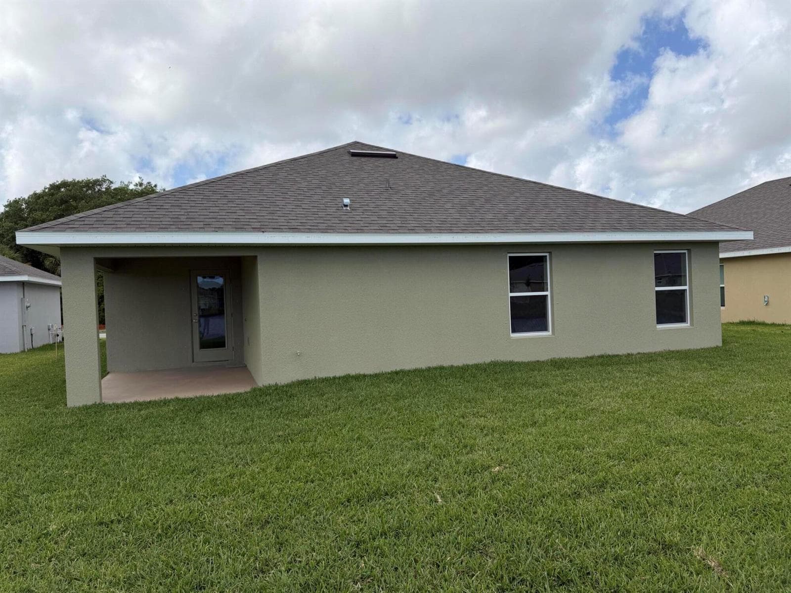 5736 Waterstone Boulevard, Fort Pierce, FL 34951 photo 3