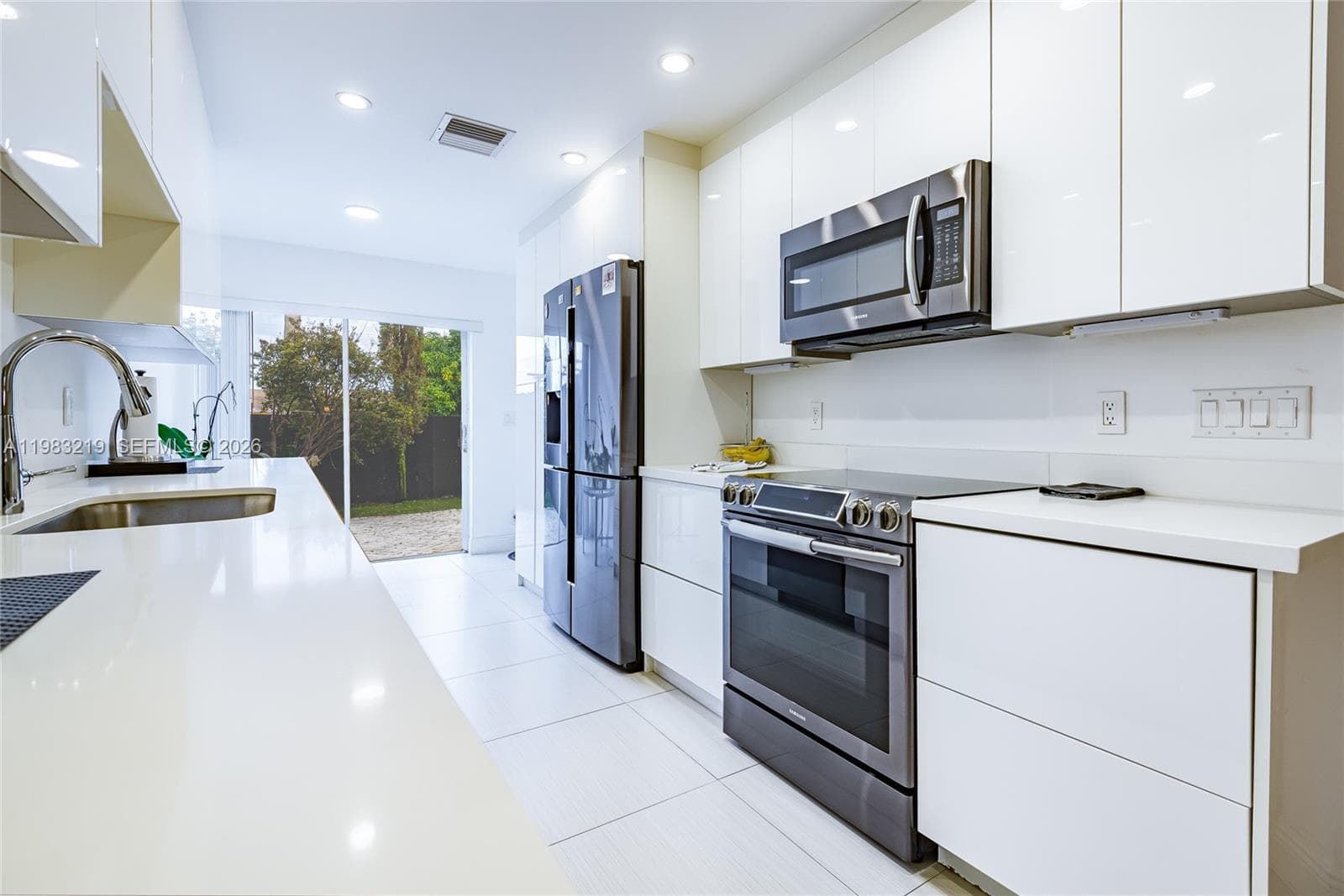 370 SE 2nd Ave # G3, Deerfield Beach, FL 33441 photo 10