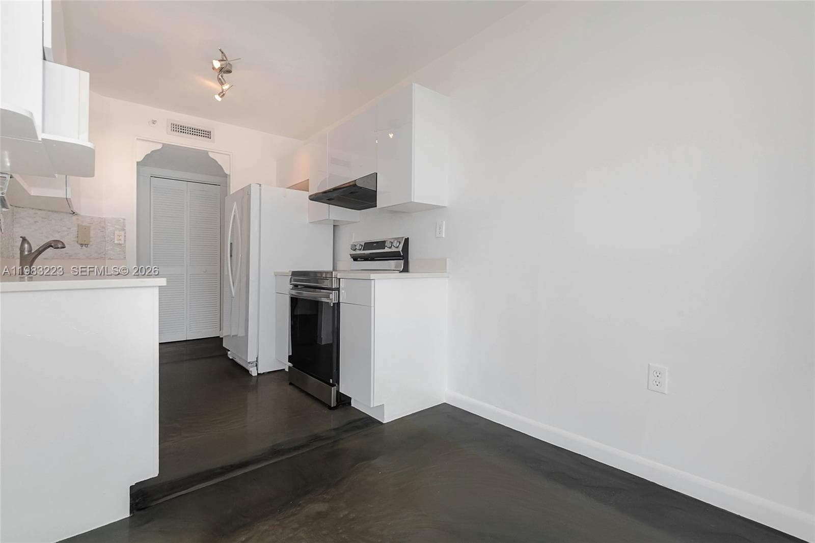 1688 West Ave # PH-07, Miami Beach, FL 33139 photo 12