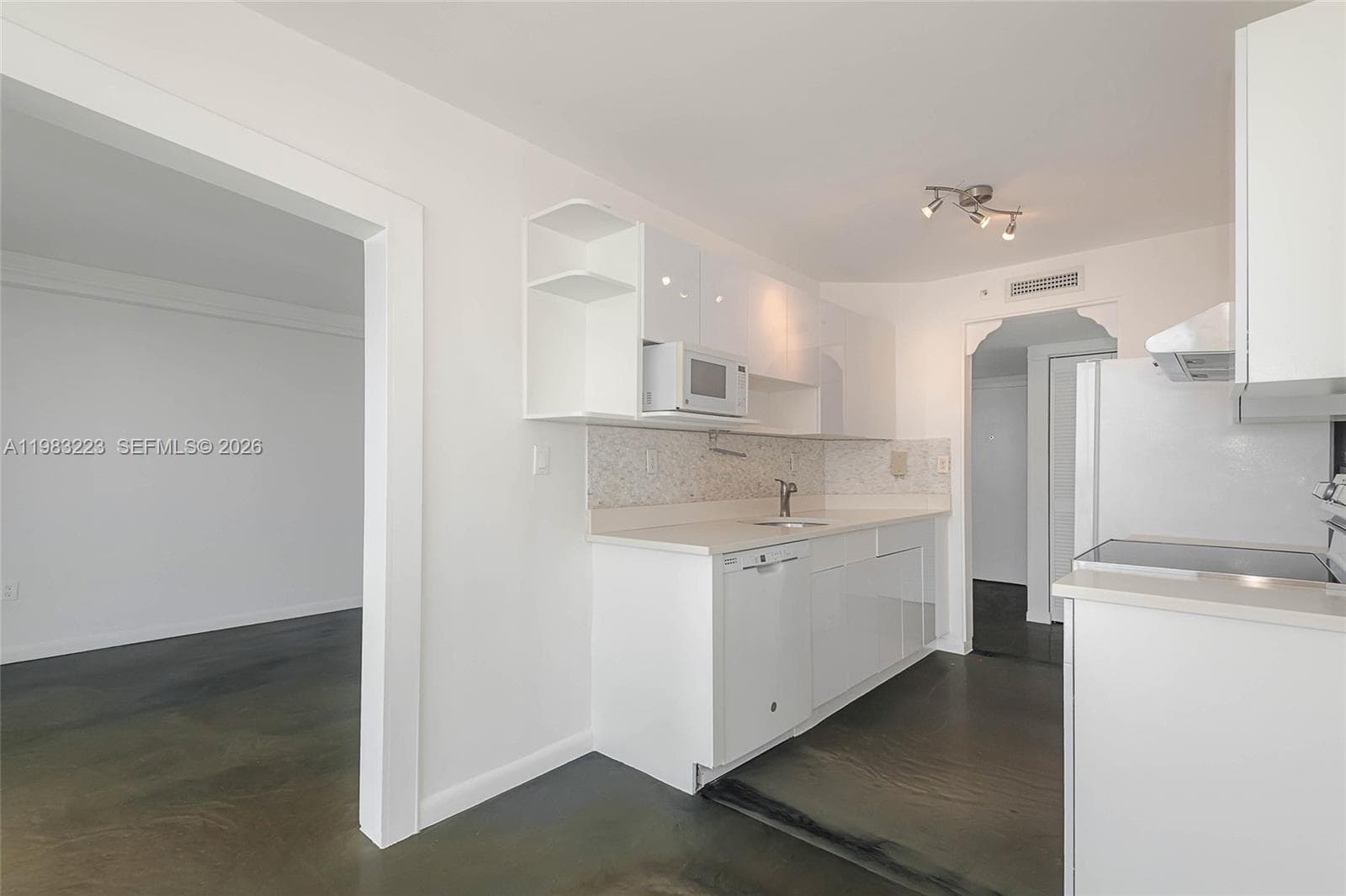 1688 West Ave # PH-07, Miami Beach, FL 33139 photo 11