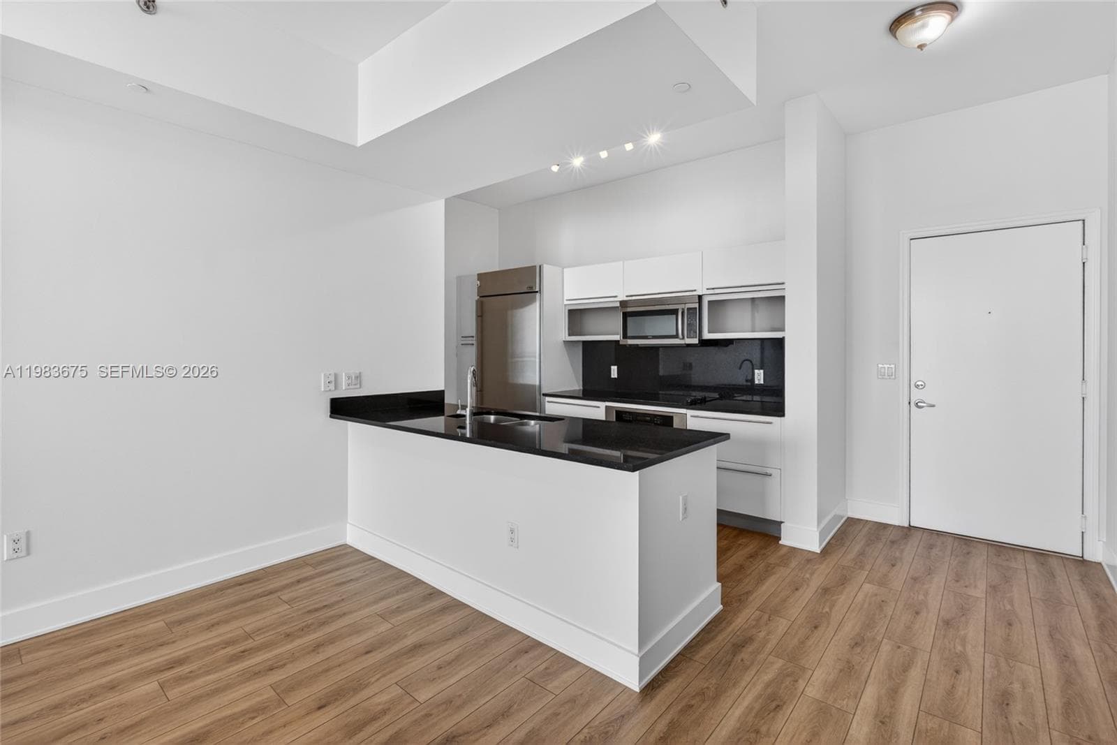 950 Brickell Bay Dr # 4100, Miami, FL 33131 photo 7