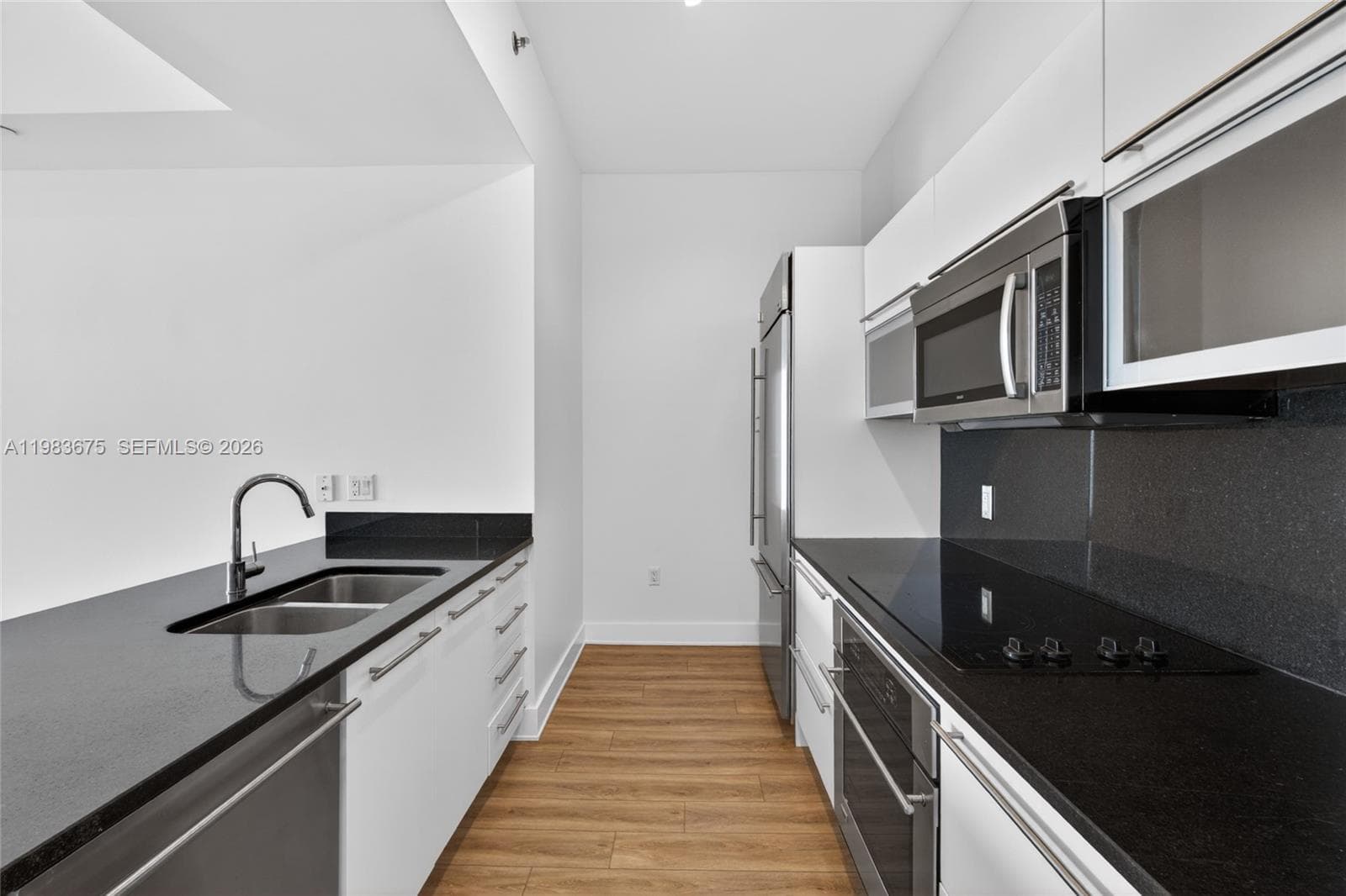 950 Brickell Bay Dr # 4100, Miami, FL 33131 photo 10