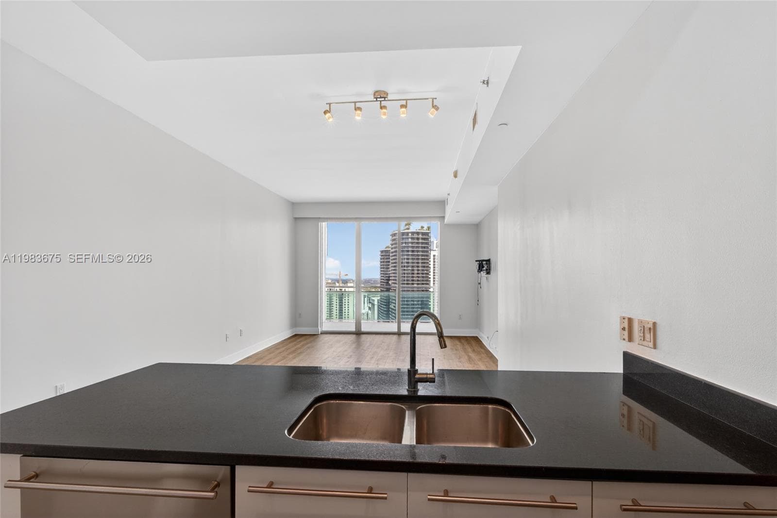 950 Brickell Bay Dr # 4100, Miami, FL 33131 photo 11