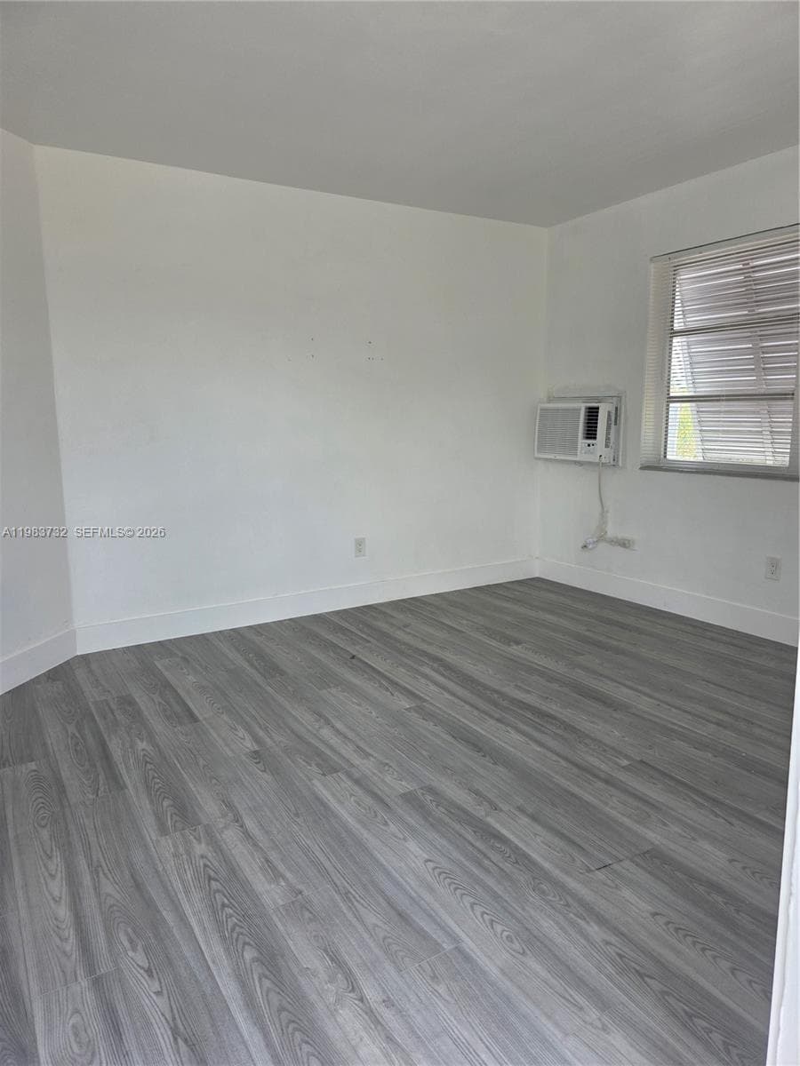 71 Esplanade Dr # D, Miami Springs, FL 33166 photo 8