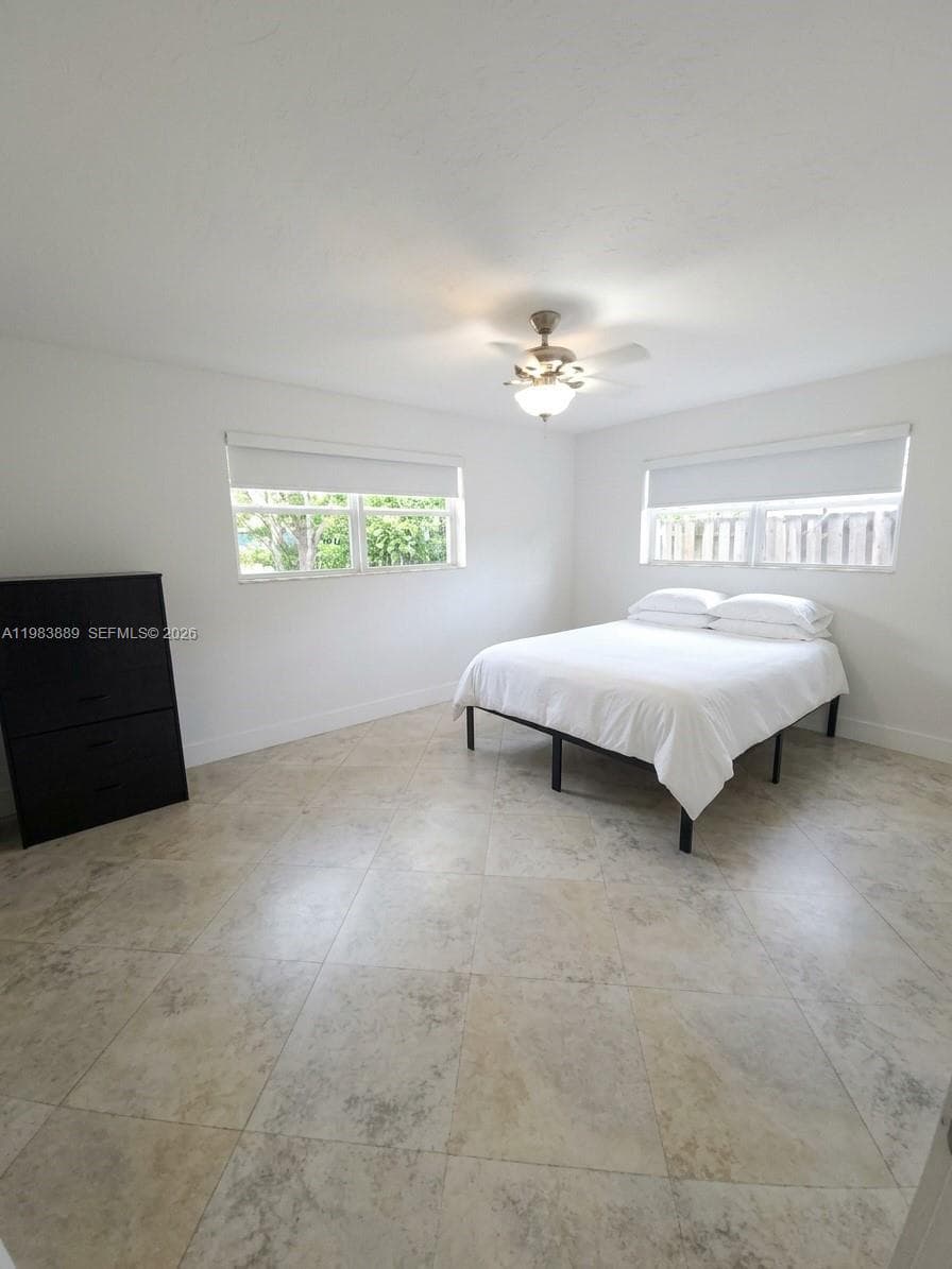 804 NE 2nd St, Hallandale Beach, FL 33009 photo 7