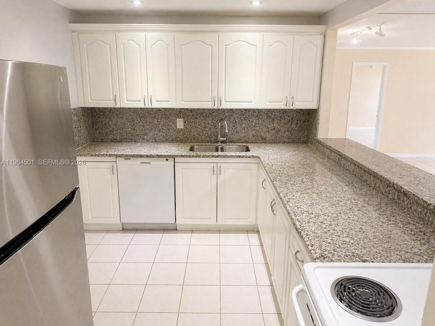 2500 Parkview Dr # 509, Hallandale Beach, FL 33009 photo 10