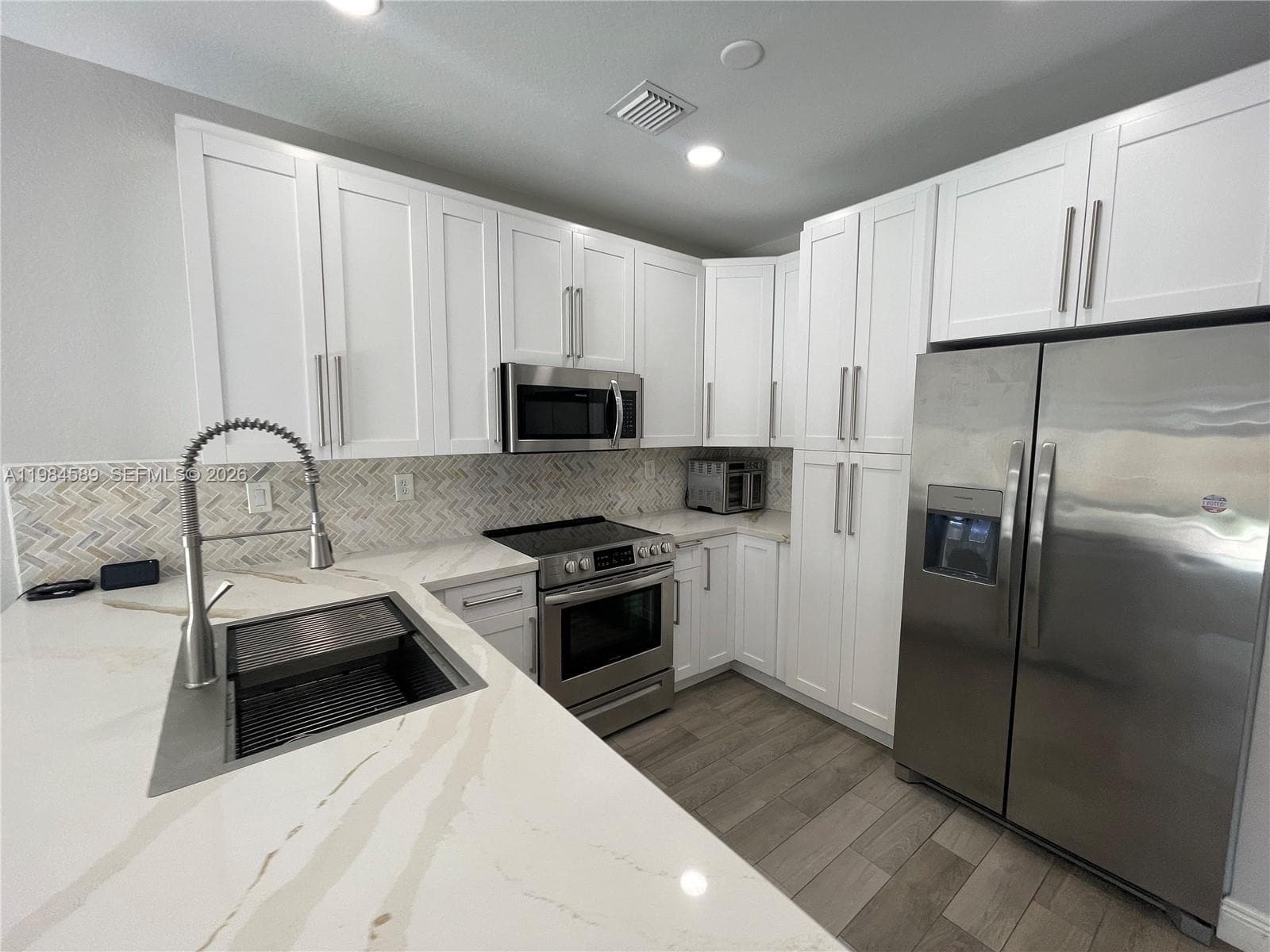 8900 SW 226th Ter, Cutler Bay, FL 33190 photo 7