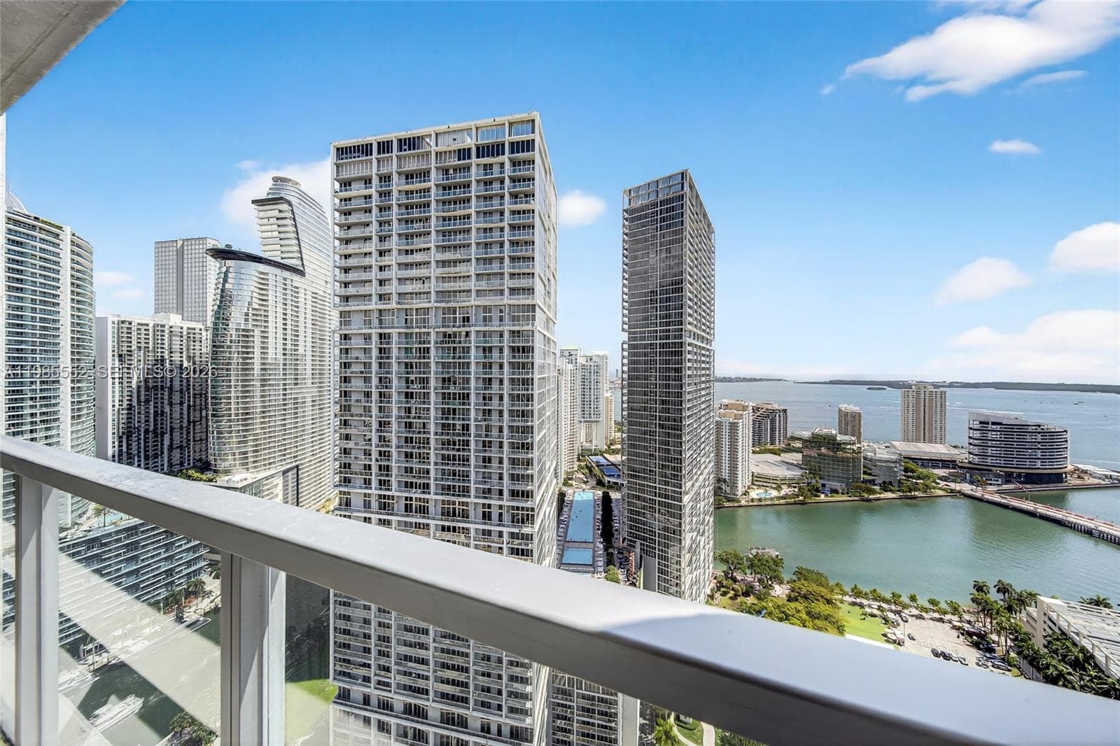 500 Brickell Ave # 3901, Miami, FL 33131 photo 12