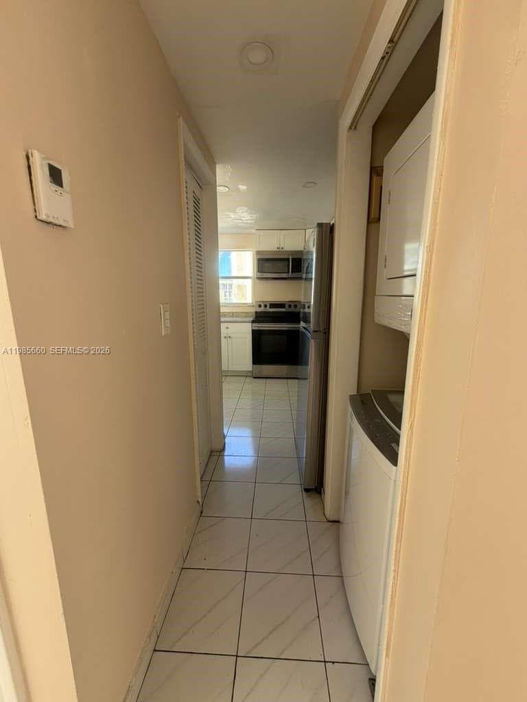 9180 Fontainebleau Blvd # 401, Miami, FL 33172 photo 6