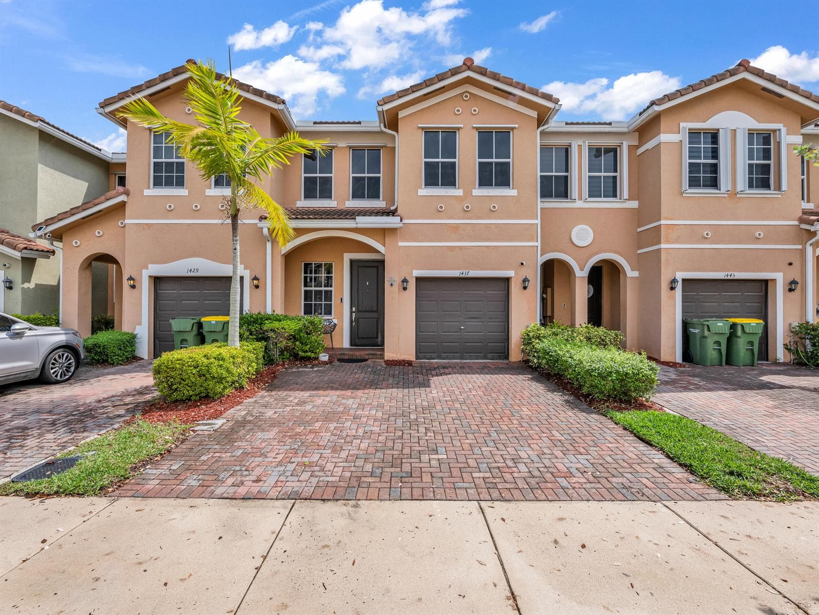 1437 SE 23rd Terrace, Homestead, FL 33035 photo 2