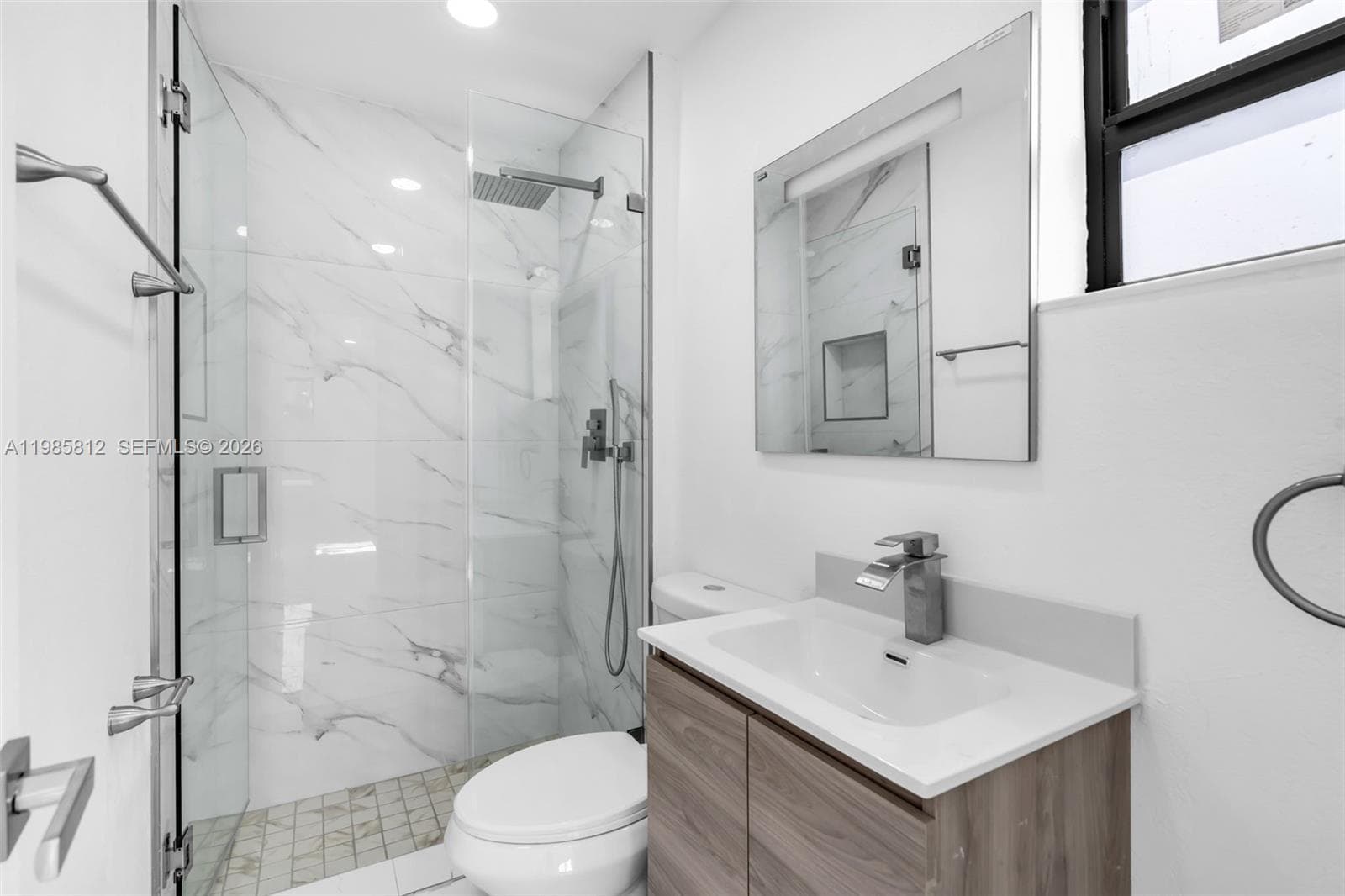 1010 NE 140th St, North Miami, FL 33161 photo 10