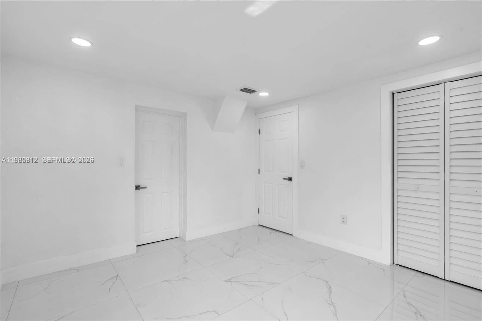 1010 NE 140th St, North Miami, FL 33161 photo 8