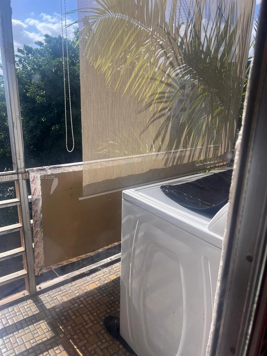 6620 W 2nd Ct # 407, Hialeah, FL 33012 photo 9