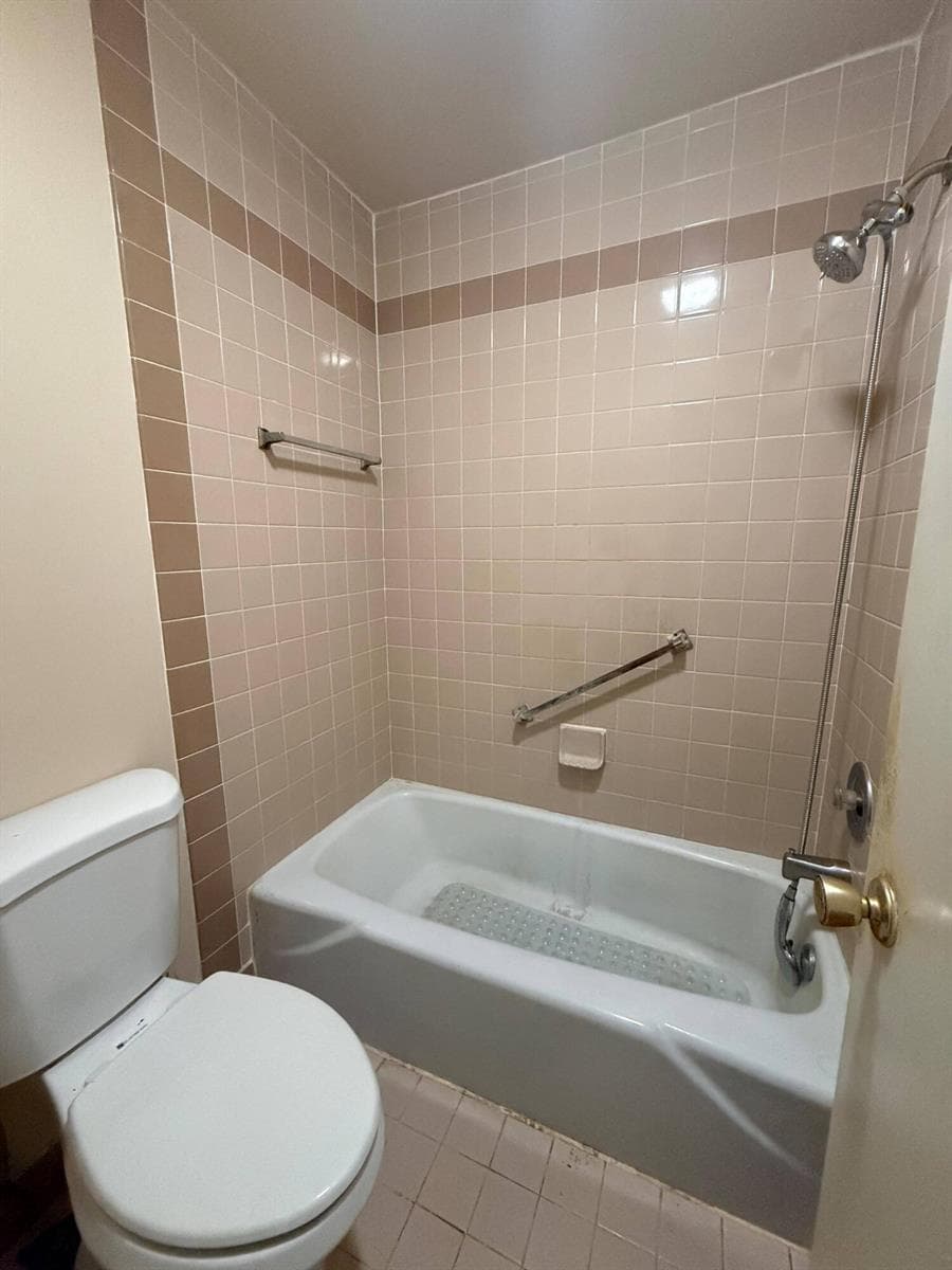 1052 North Drive # B, Delray Beach, FL 33445 photo 8