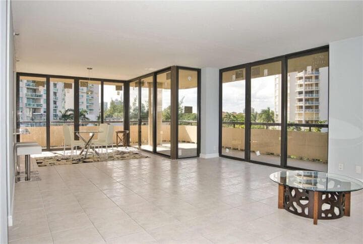 19355 Turnberry Way # 3d, Miami, FL 33180 photo 10