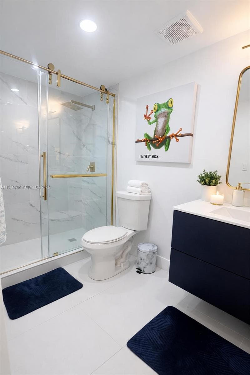 671 NE 195th St # 219-E, Miami, FL 33179 photo 9