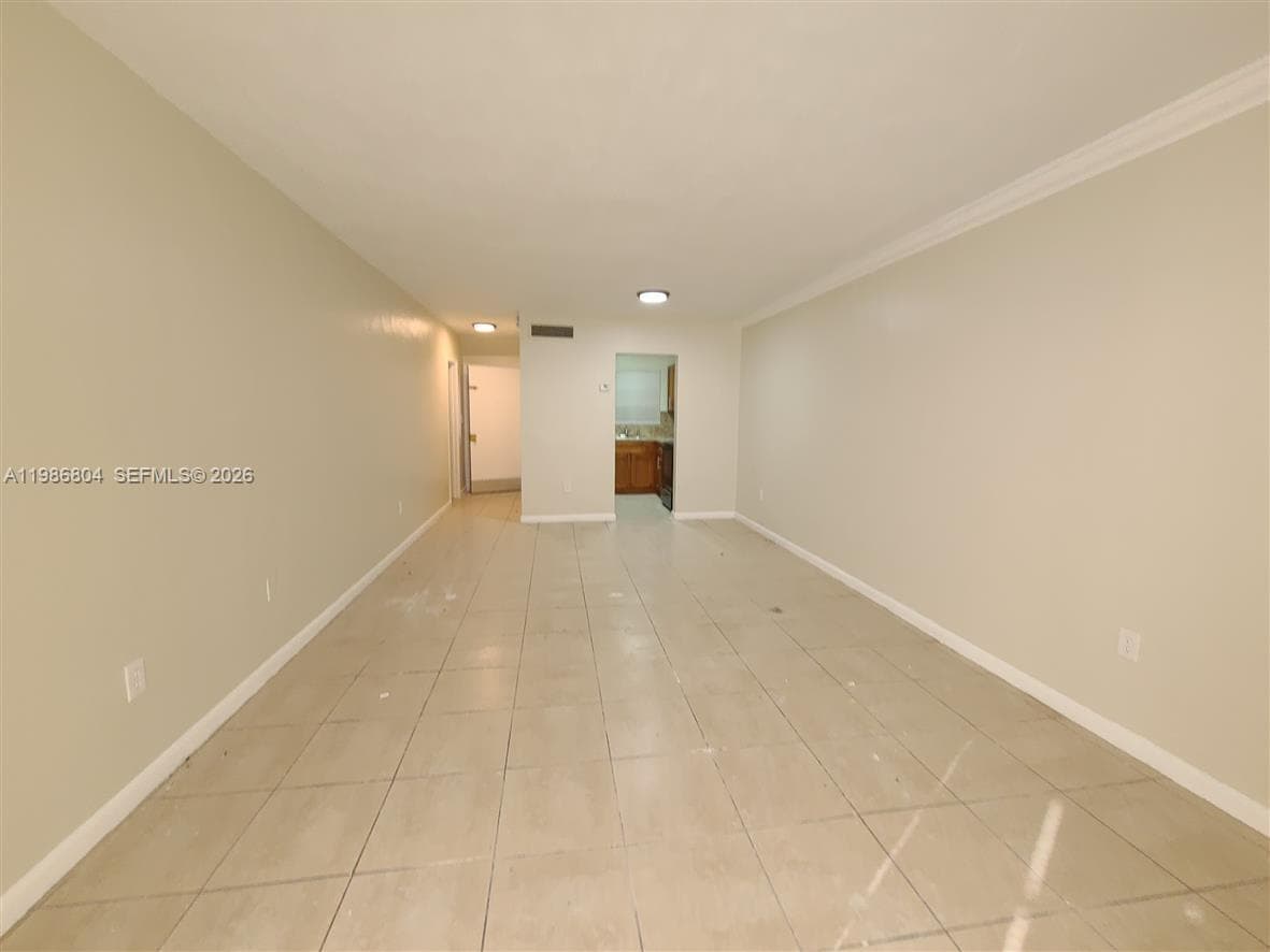 140 Royal Palm Rd # 107, Hialeah Gardens, FL 33016 photo 12