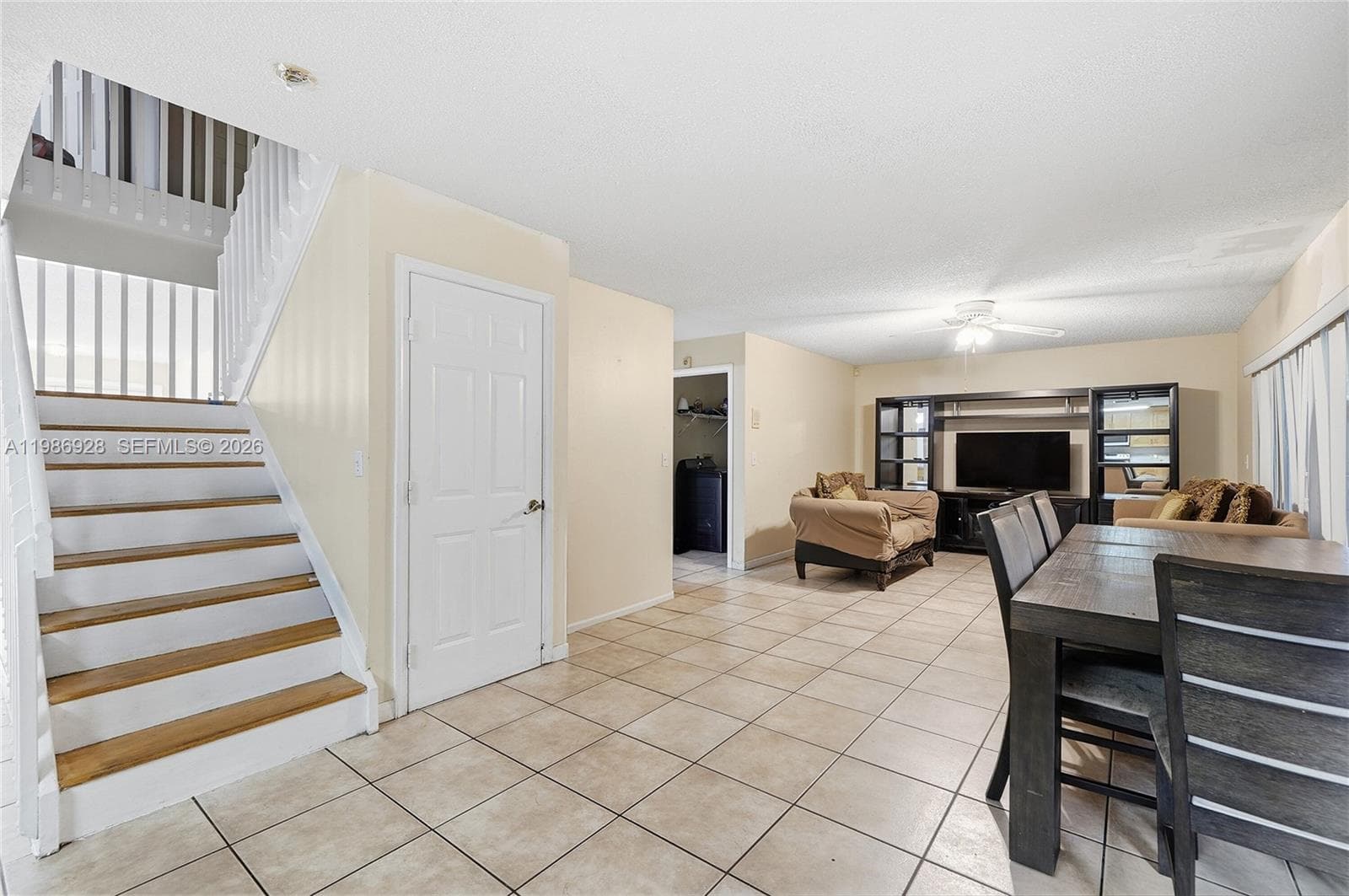 1421 SW 97th Ave, Pembroke Pines, FL 33025 photo 9
