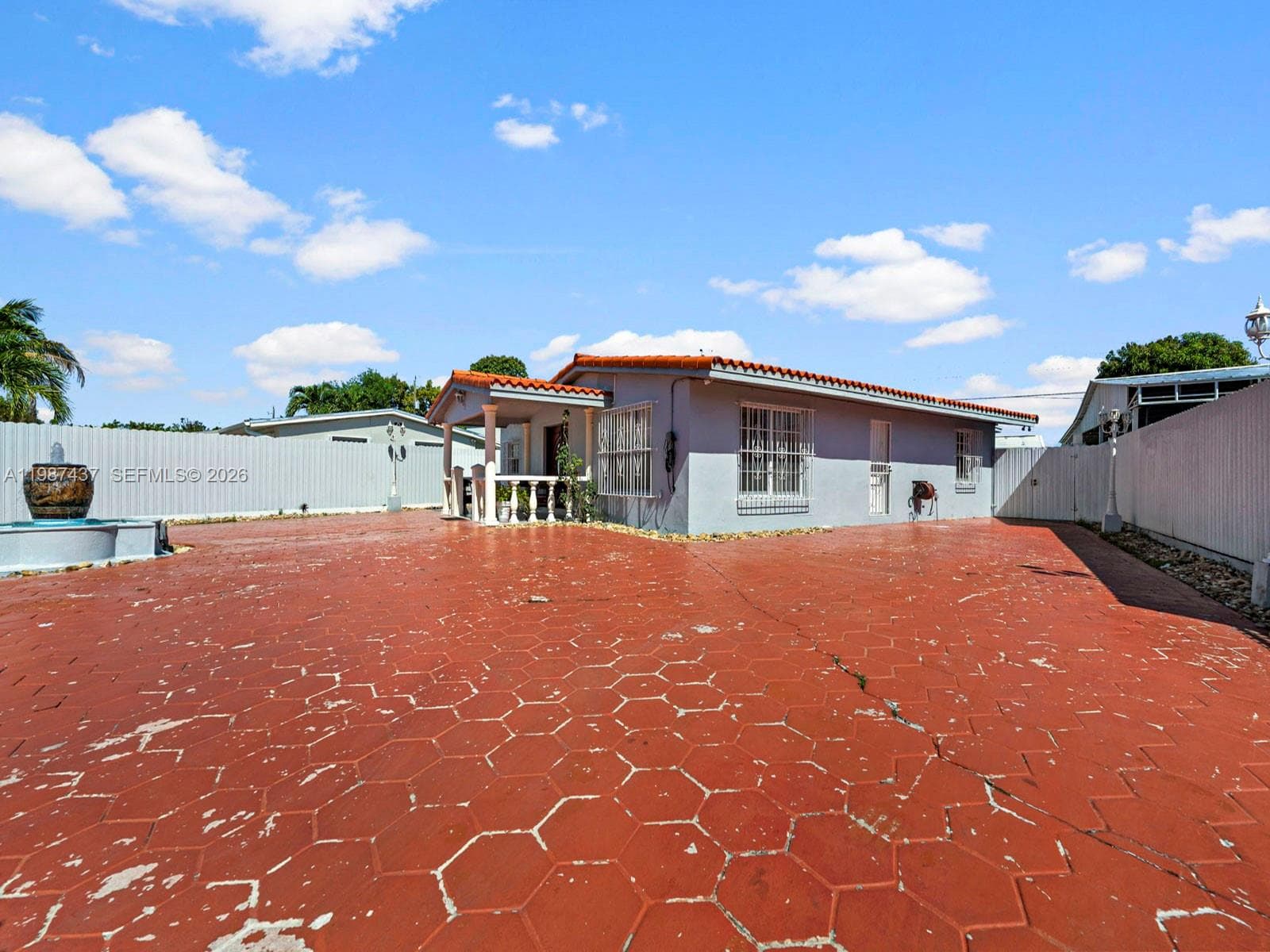 871 SE 5th Pl, Hialeah, FL 33010 photo 6