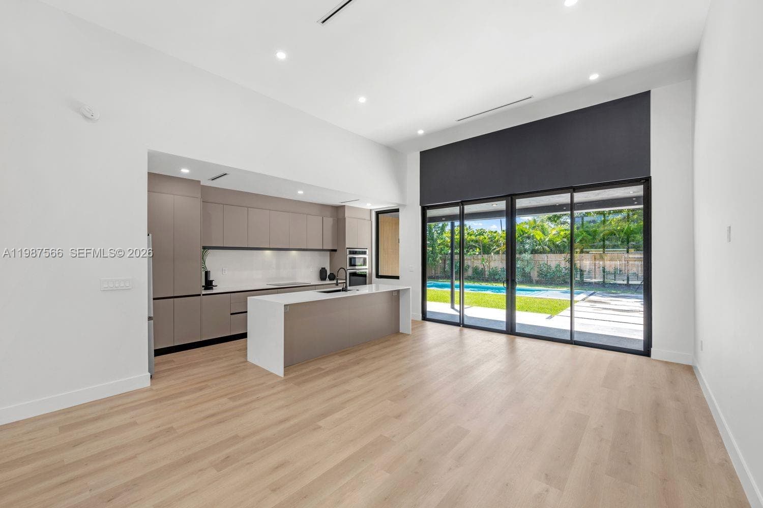 412 NW 47th St, Miami, FL 33127 photo 11