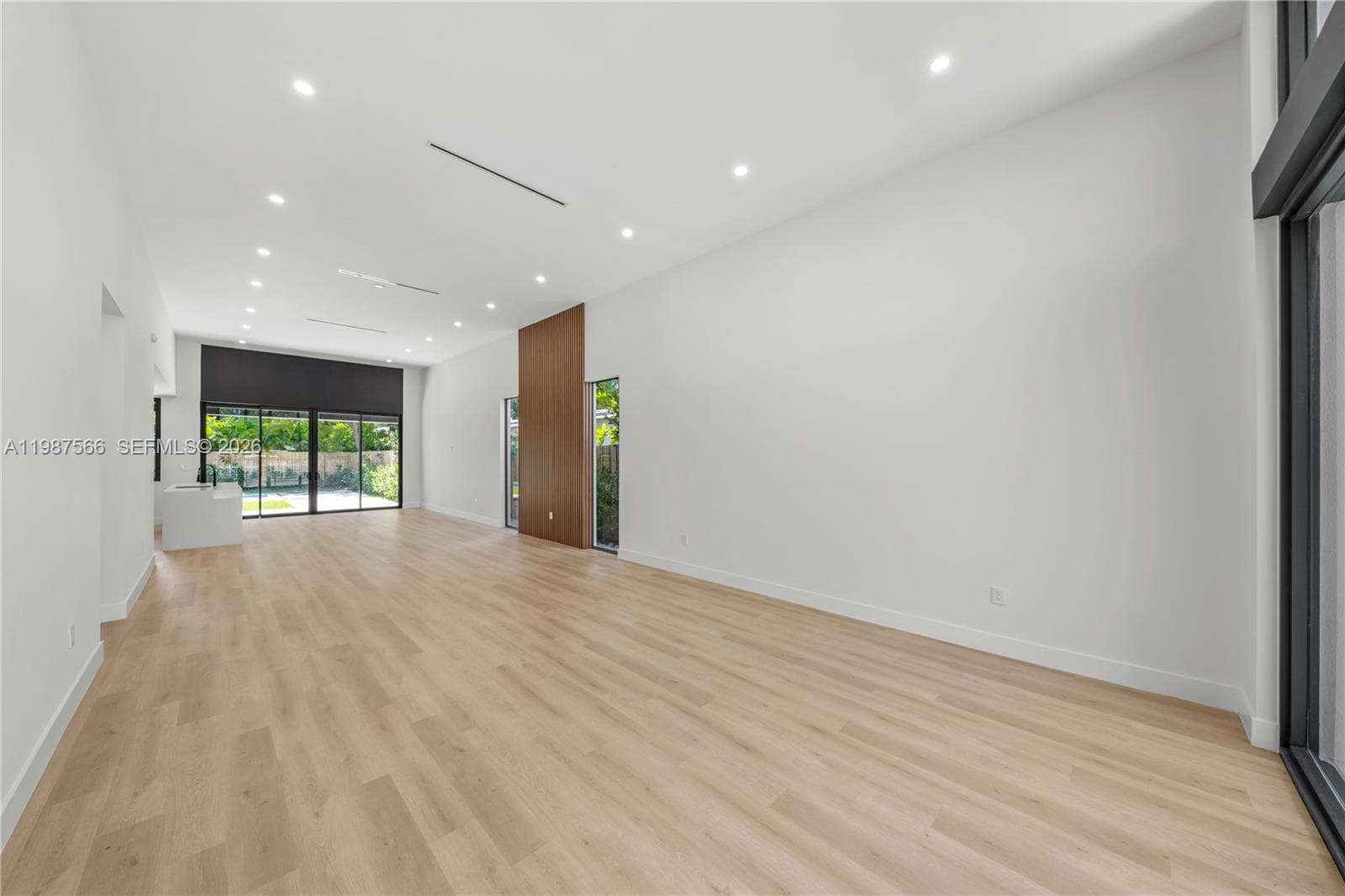 412 NW 47th St, Miami, FL 33127 photo 8