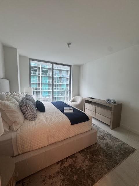 77 SE 5th St # 2708, Miami, FL 33131 photo 13