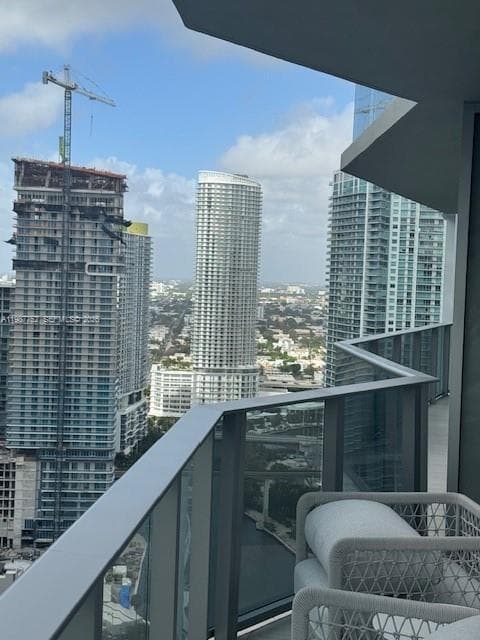 77 SE 5th St # 2708, Miami, FL 33131 photo 9