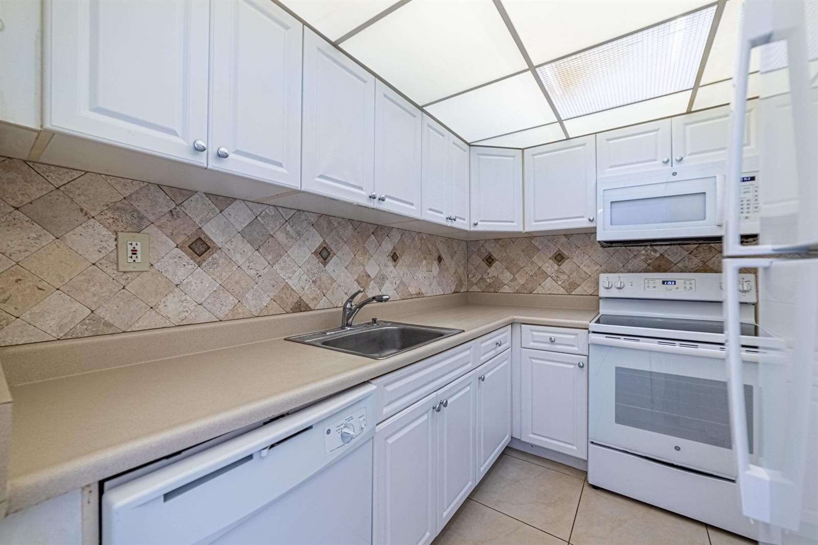 1200 West Avenue # 1521, Miami Beach, FL 33139 photo 11