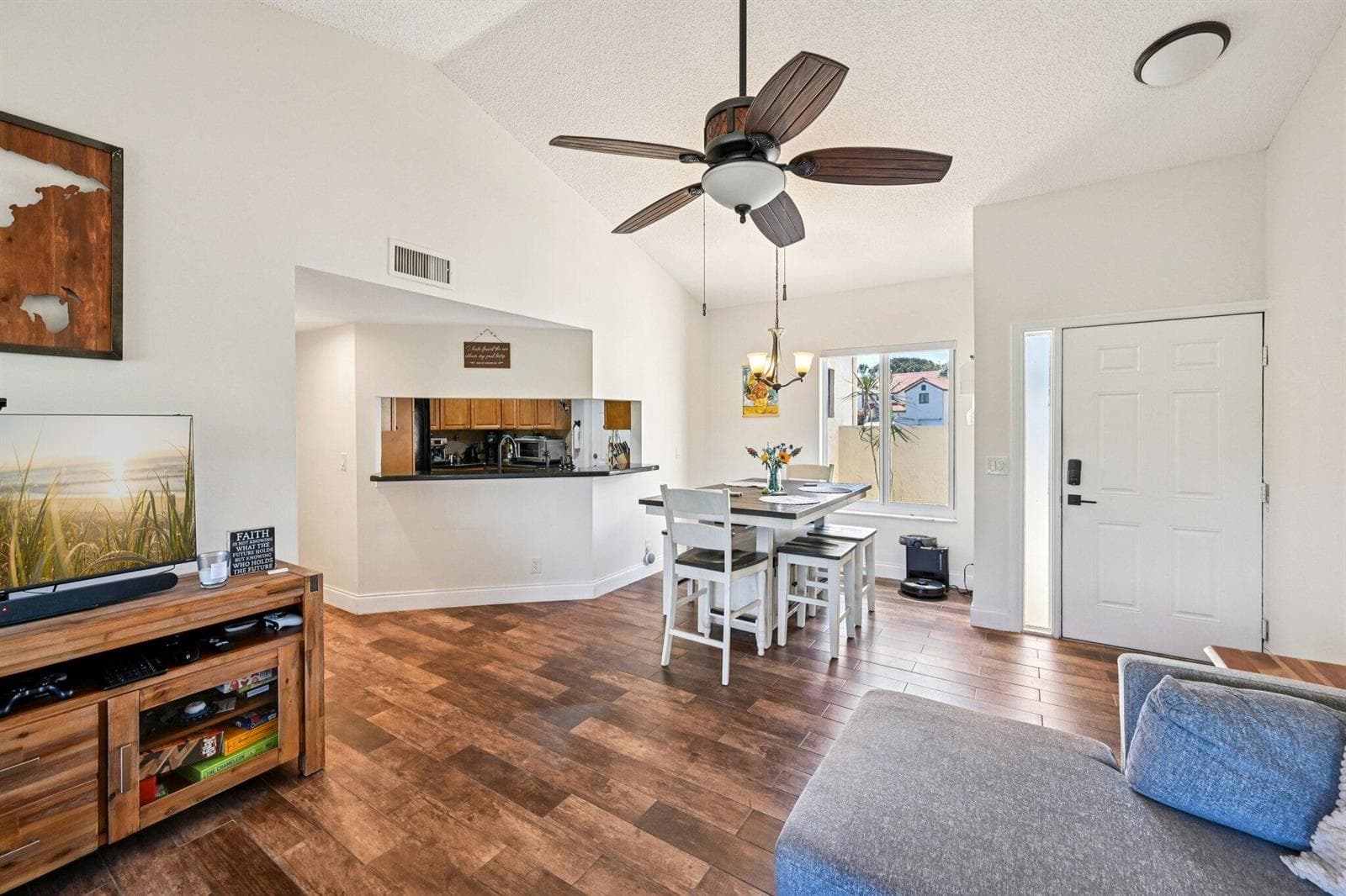 22 Via De Casas # 103, Boynton Beach, FL 33426 photo 8