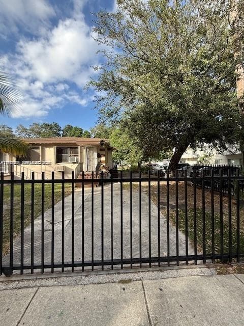551-553 NE 133rd St, North Miami, FL 33161 photo 9