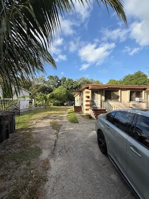 551-553 NE 133rd St, North Miami, FL 33161 photo 10